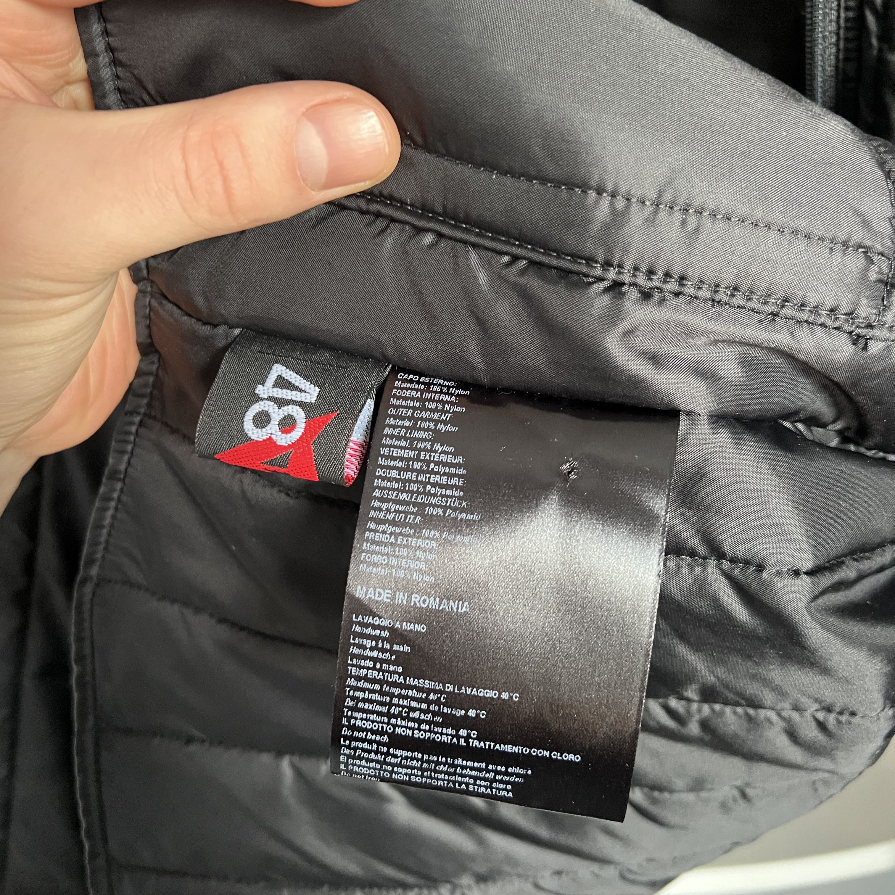Dainese Men's DAINESE Motorcycle Thermal Black Quilted Liner Size US M / EU 48-50 / 2 - 8 Thumbnail