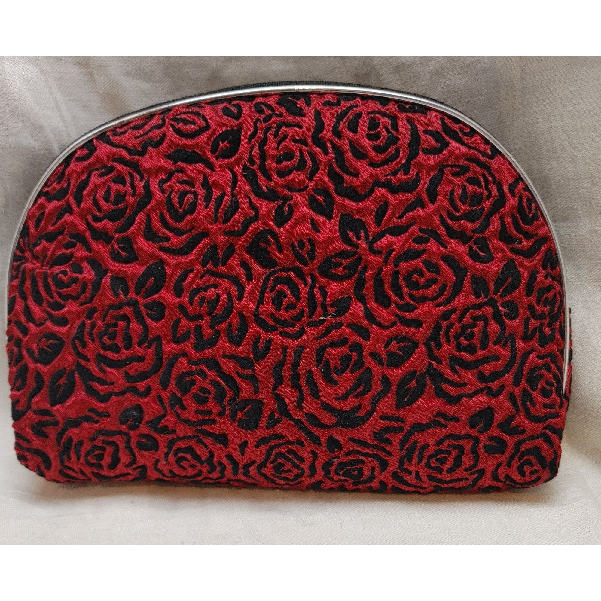 Other Set of Four Red Black Floral Makeup Cosmetic Nesting Bags Size ONE SIZE - 2 Thumbnail