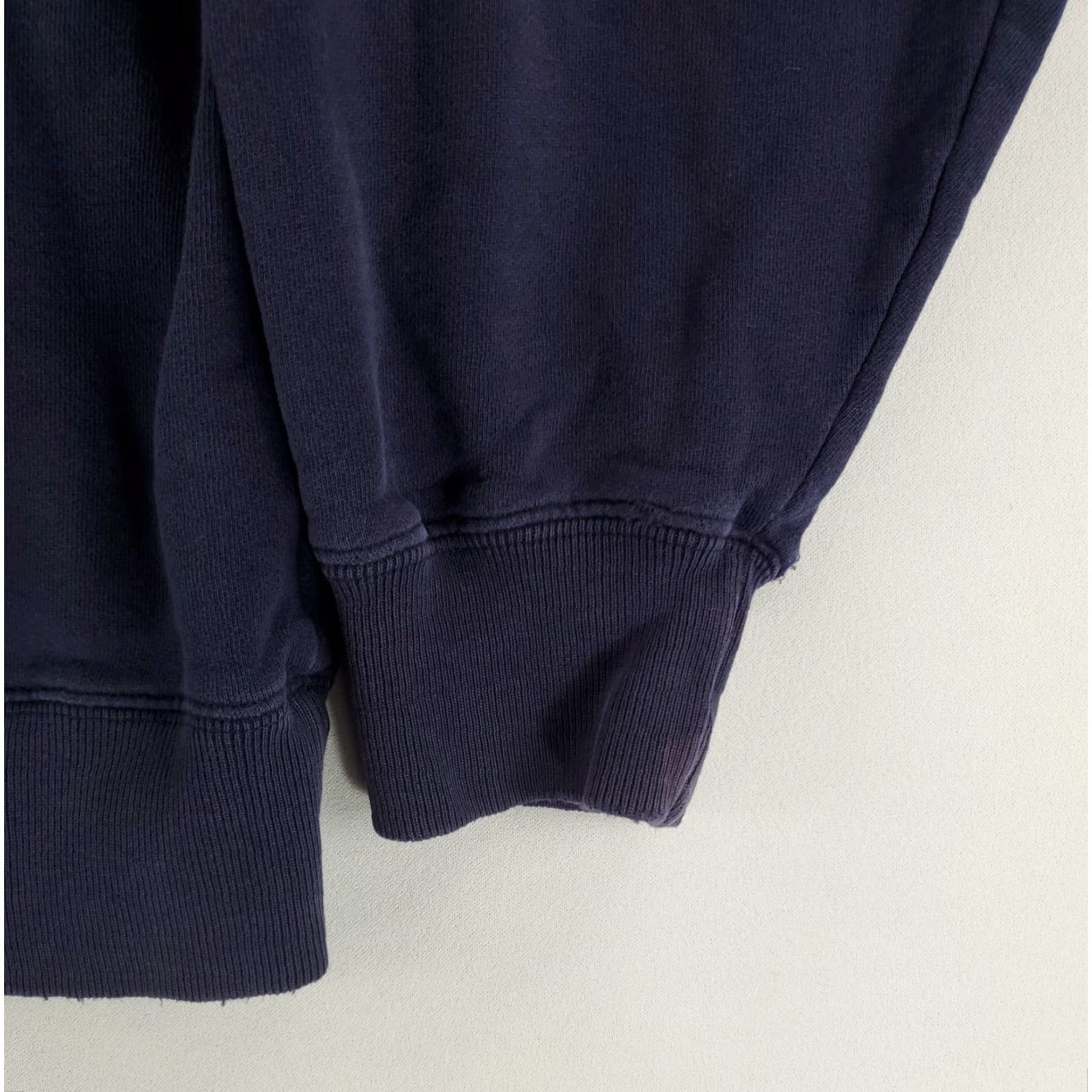 Tommy Hilfiger VINTAGE Tommy Hilfiger Sweatshirt Mens M Blue Distressed 90s Spellout Pullover Size US M / EU 48-50 / 2 - 5 Thumbnail