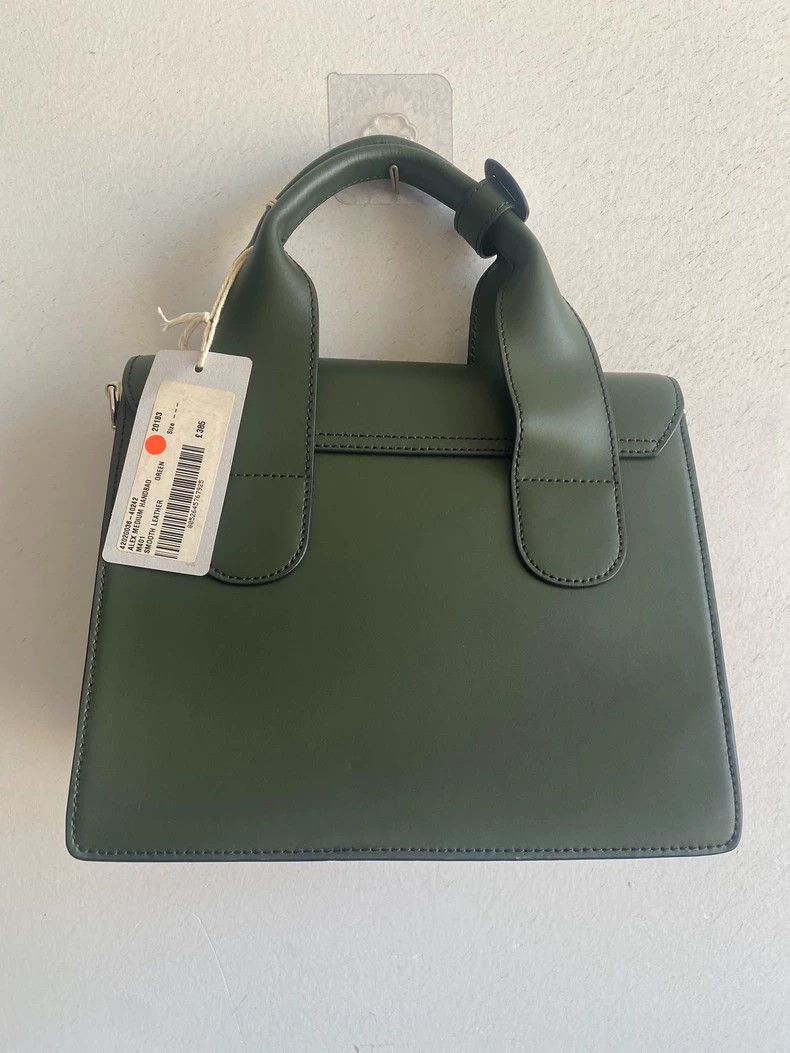 Vivienne Westwood Vivienne Westwood size os Saturn belt buckle handbag Size ONE SIZE - 3 Thumbnail