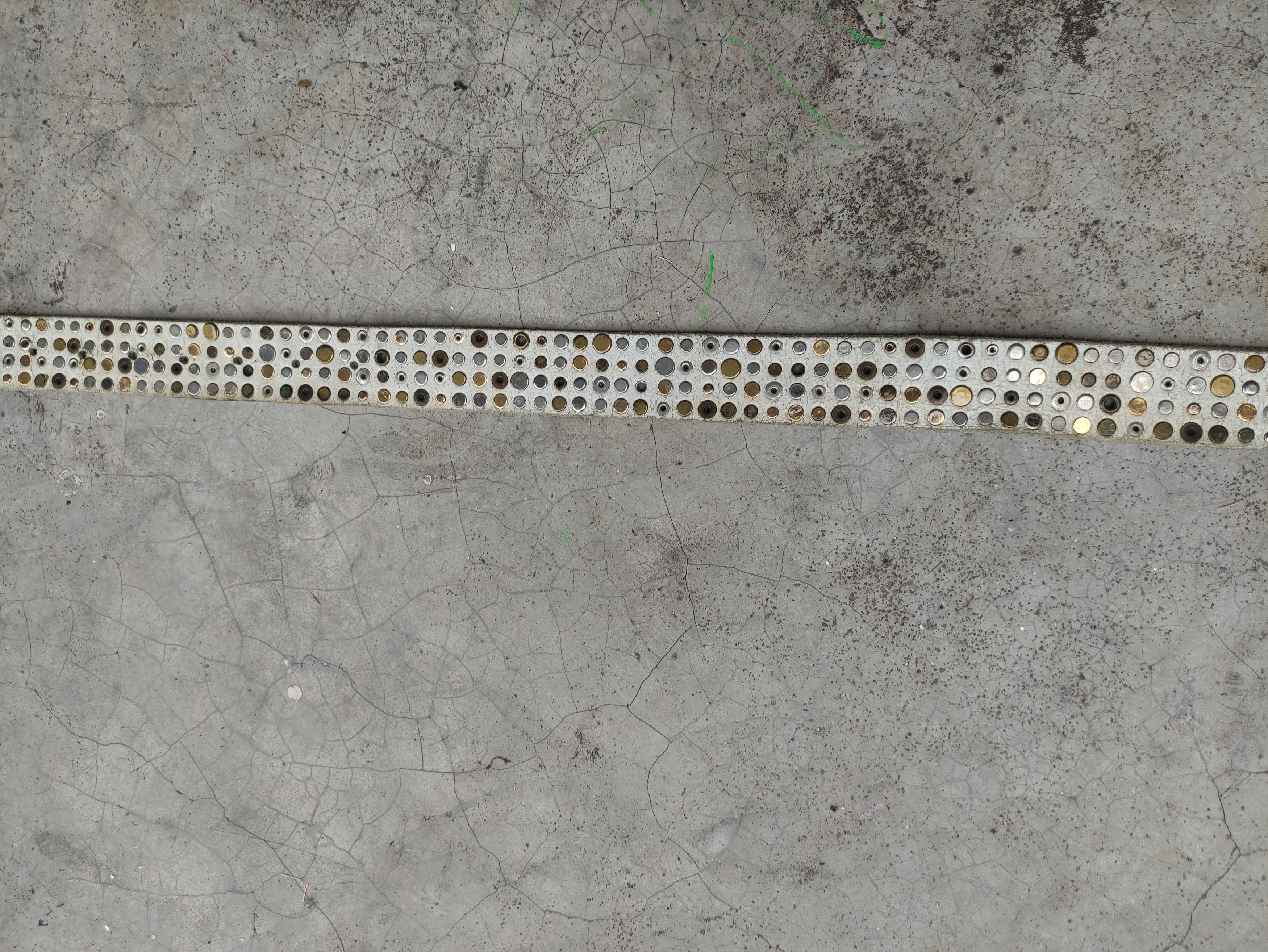 Leather VINTAGE STUDDED LEATHER BELT UNBRAND Size 34 - 6 Thumbnail