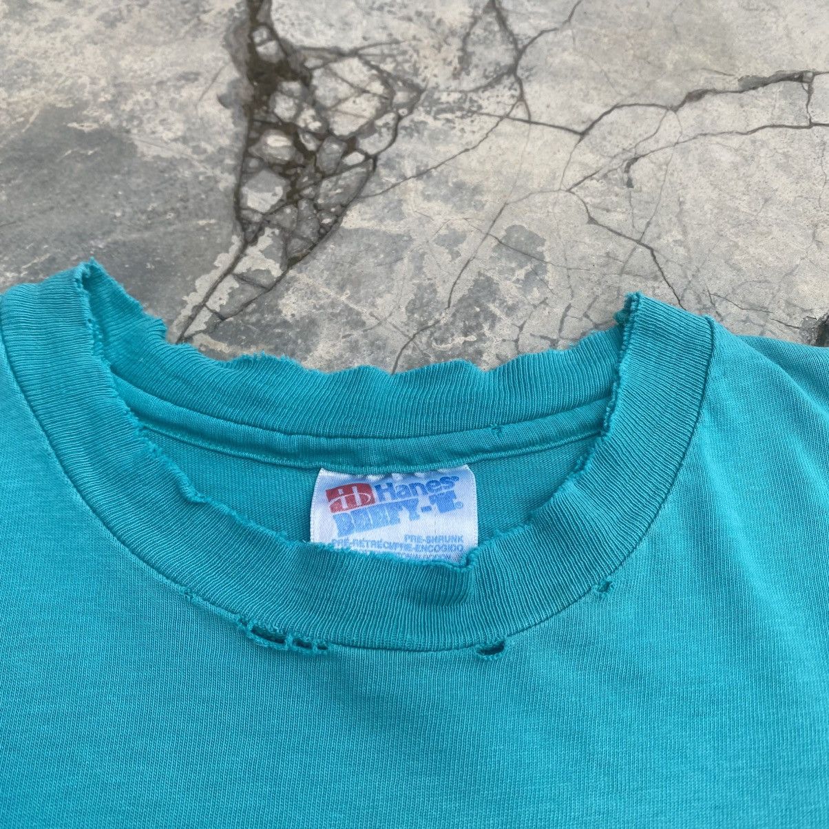 Vintage 1993 OUTDOOR EXPEDITION Distressed tee Size US L / EU 52-54 / 3 - 4 Thumbnail