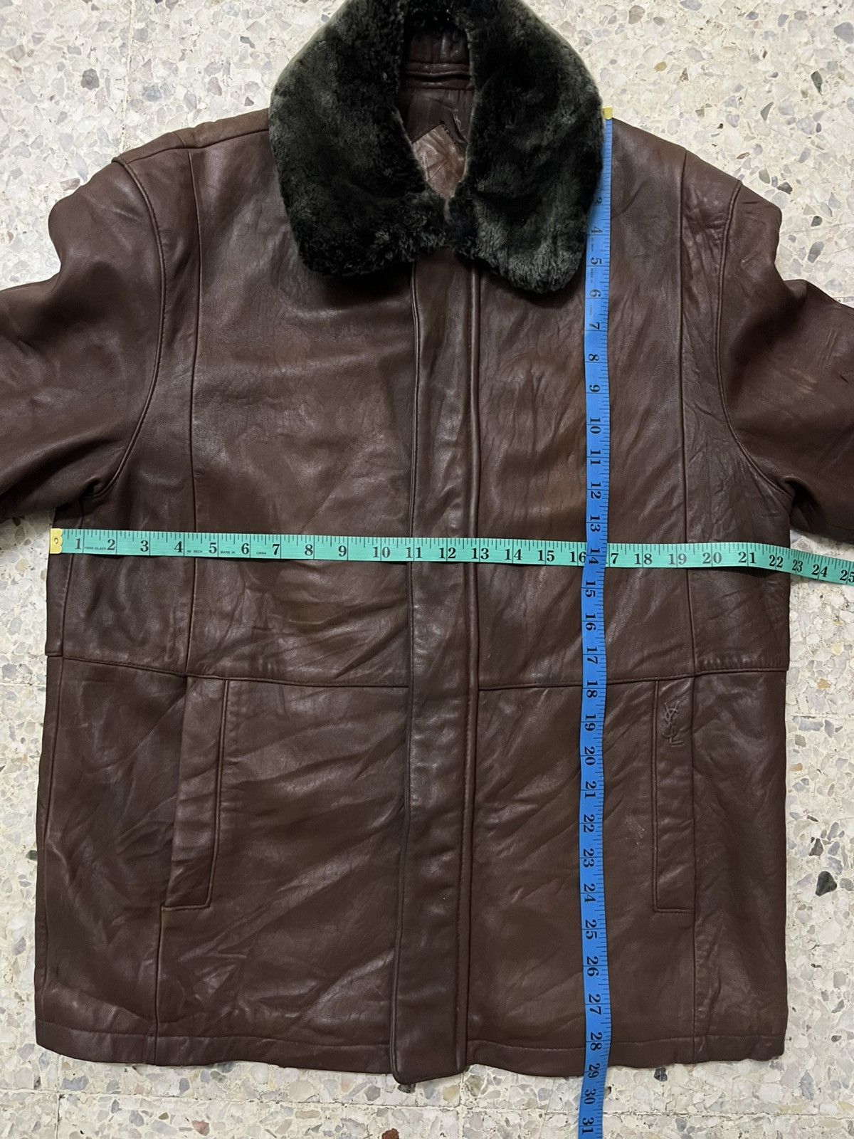 Yves Saint Laurent VTG Yves Saint Laurent Pour Homme Fur Collar Leather Jacket Size US L / EU 52-54 / 3 - 23 Thumbnail