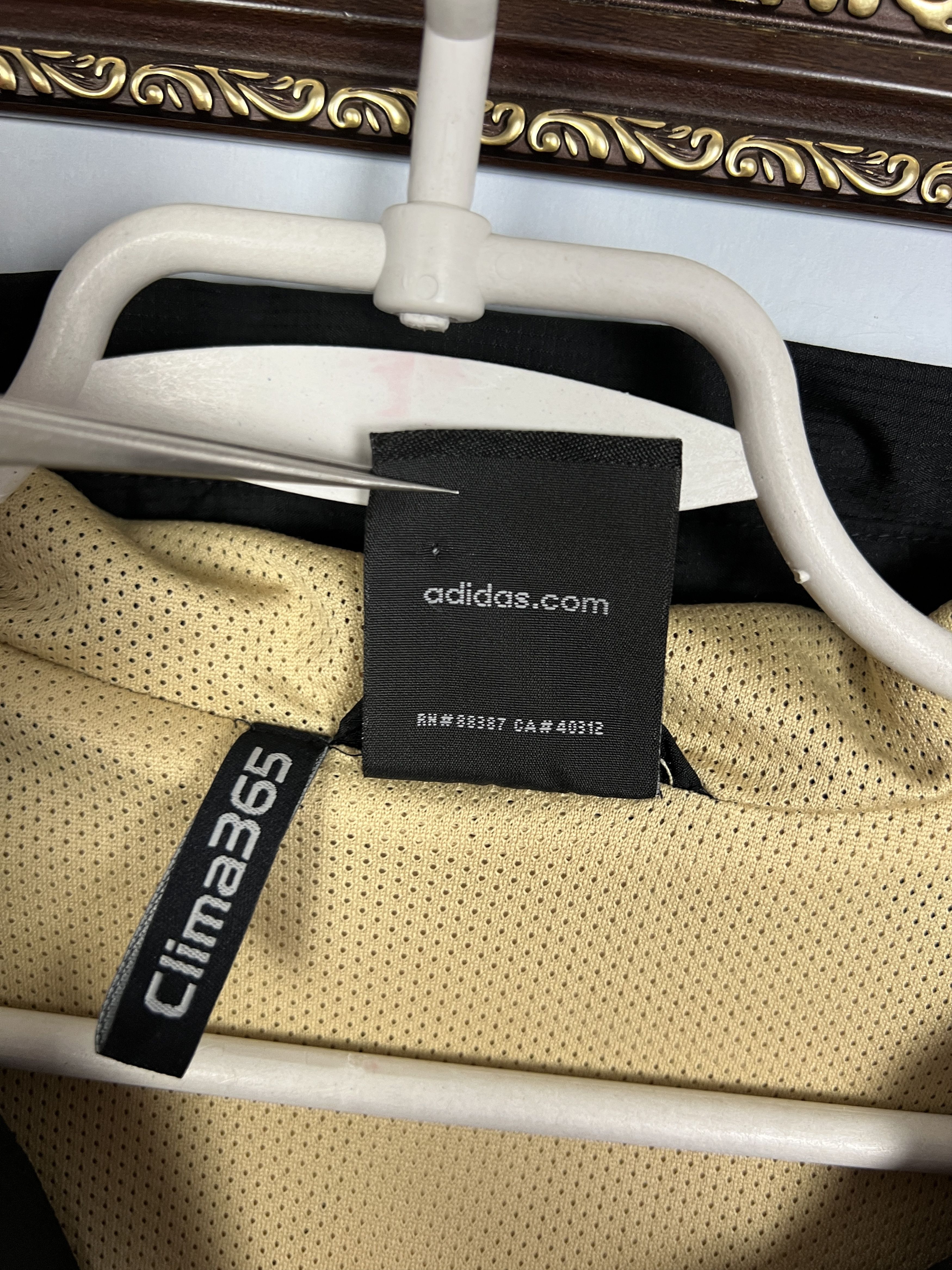 Adidas Vintage Adidas Liverpool Football Jacket Soccer Hooded Size US L / EU 52-54 / 3 - 10 Thumbnail