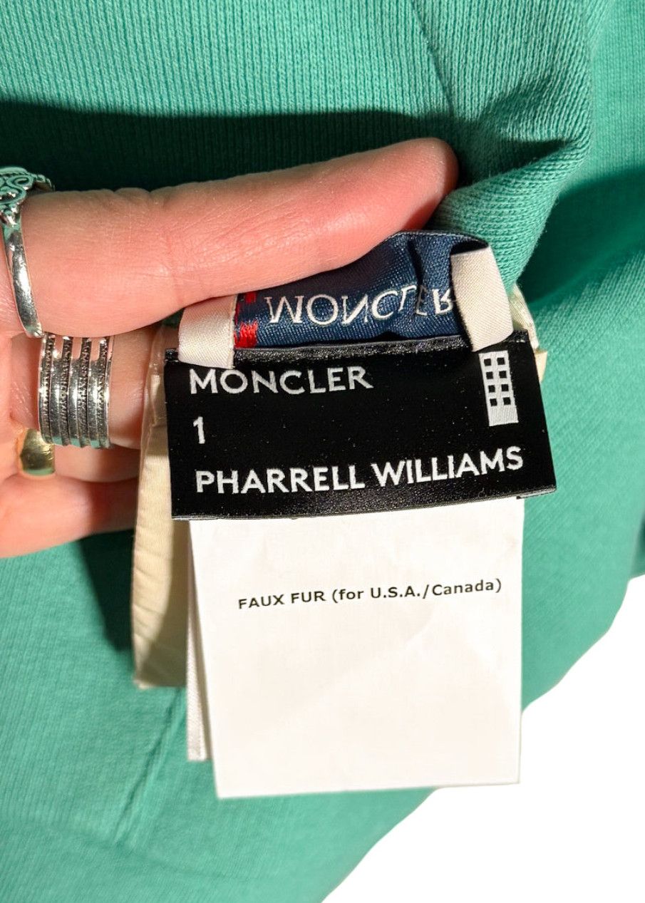 Moncler Genius × Pharrell Moncler Genius x Pharrell Williams Logo Reversible Hoodie Size US L / EU 52-54 / 3 - 10 Thumbnail