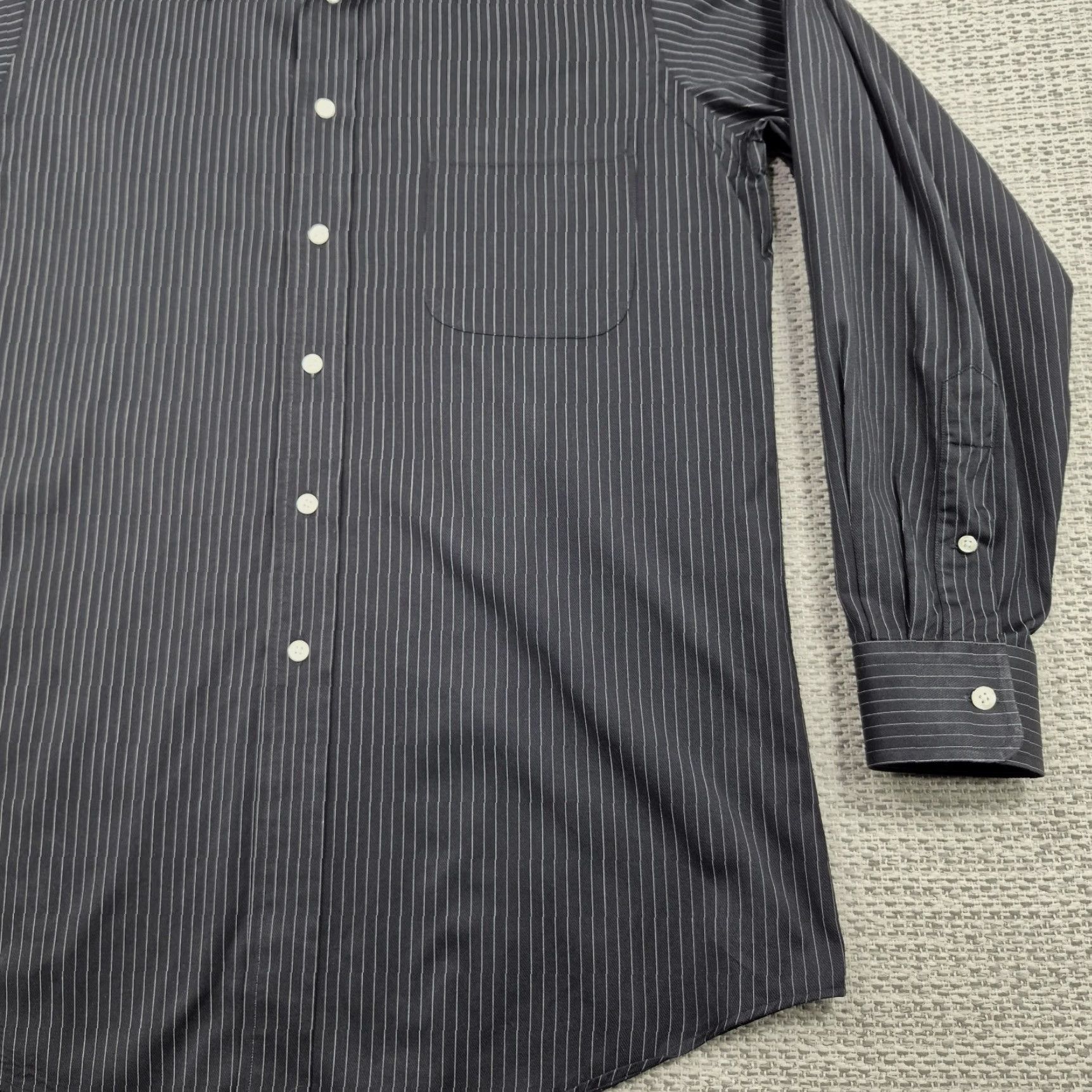 Vintage Paul Fredrick Button Up Shirt Mens 15 32/33 Black Pinstriped Dress Business Shirt Mens 15-33 Black Pinstripe Formal Casual Size 40R - 2 Thumbnail