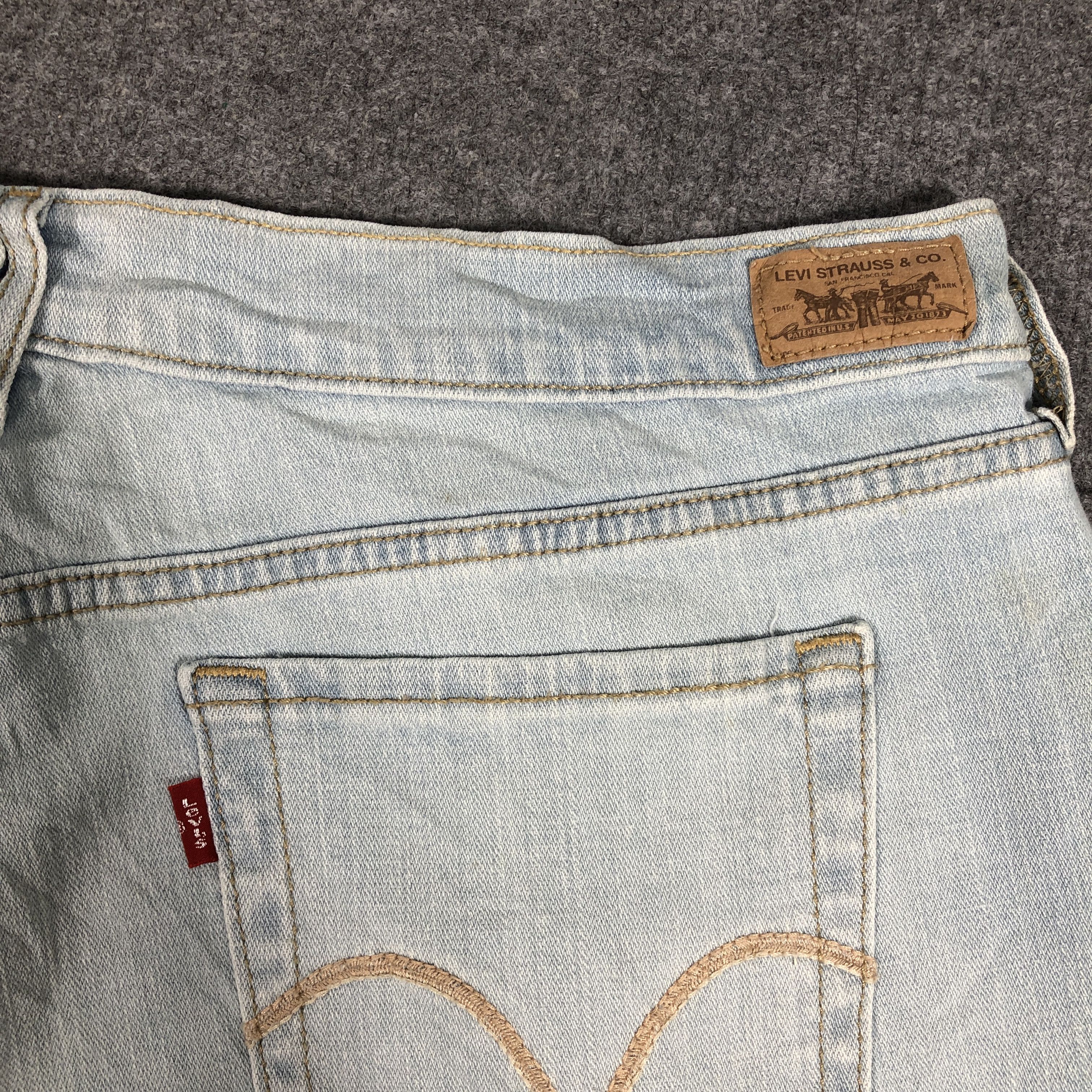 Levi's × Vintage Womens Vintage Levis 515 Jeans Short Pants L1077W Size 35" - 6 Thumbnail