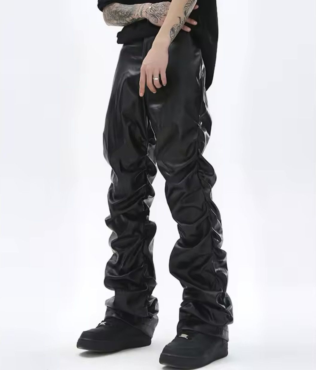 Japanese Brand × Leather Hip Hop Pleated Pu Leather Pants Size US 30 / EU 46 - 1 Thumbnail