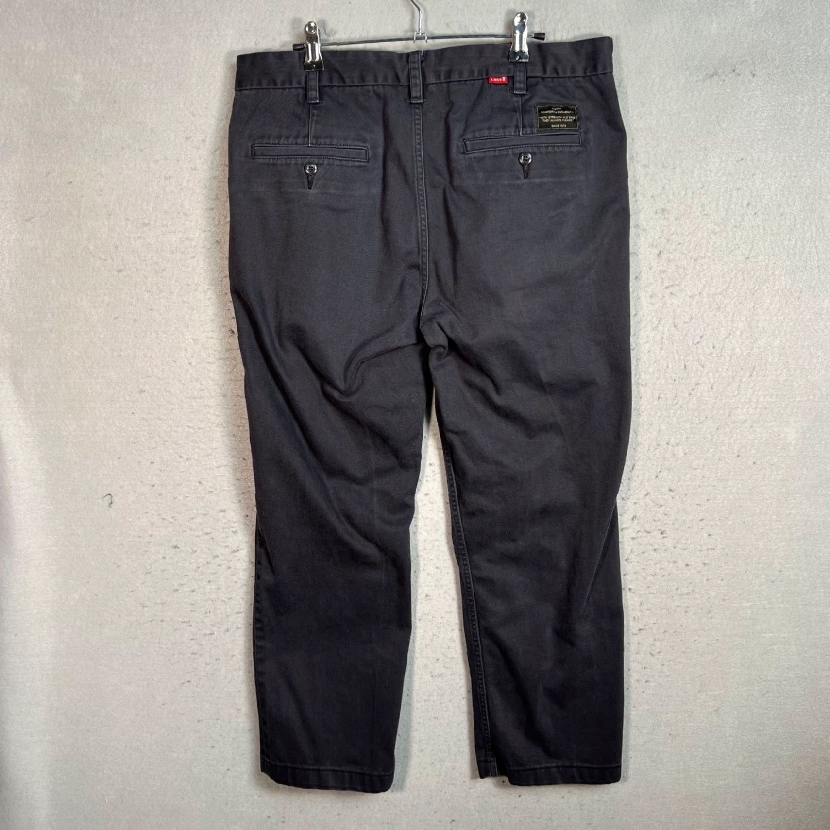 Levi's Levis Pants Men 34x26 Black Straight Chino Cotton Blend 5-Pocket Levi's 500 Series Mens Regular Jeans? Size US 34 / EU 50 - 2 Thumbnail