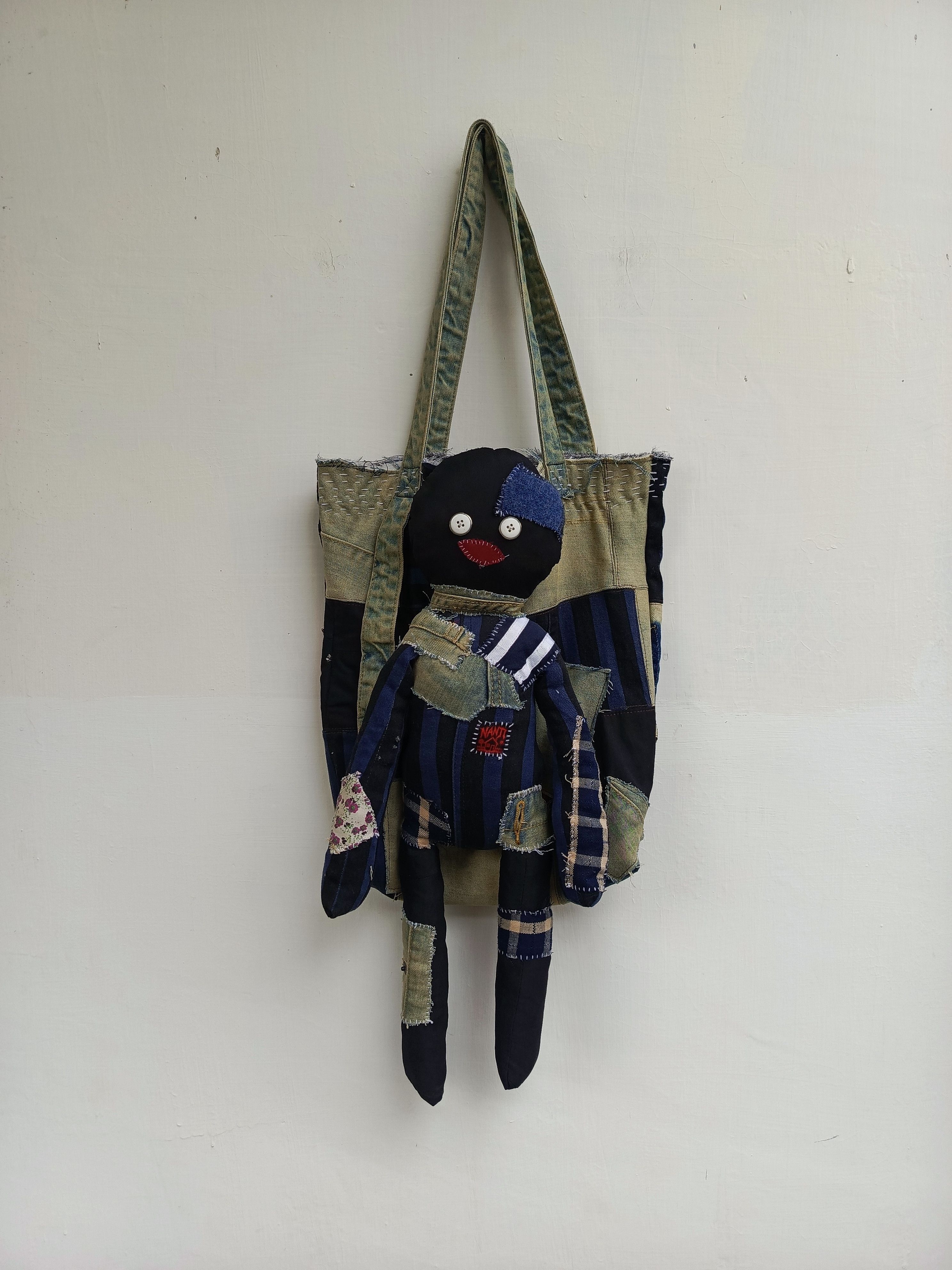 Japanese Brand Handmade Patchwork Rag Doll Tote Bag Size ONE SIZE - 1 Thumbnail