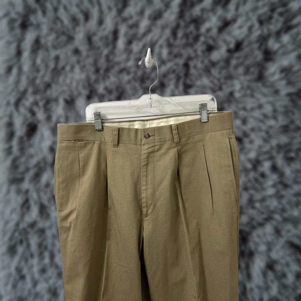 Vintage VINTAGE LL Bean Pants Mens 36x31 Khaki Chino Pleated Straight Leg Wool? No, Cotton Beige Tan 5-Pocket Zipper Button Classic Slim? (Please ignore) Size US 36 / EU 52 - 1 Thumbnail
