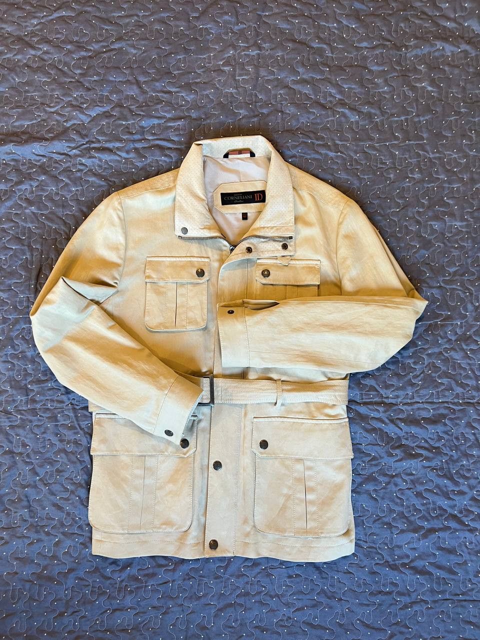 Corneliani Corneliani ID Jacket Size 48 Size US M / EU 48-50 / 2 - 2 Thumbnail