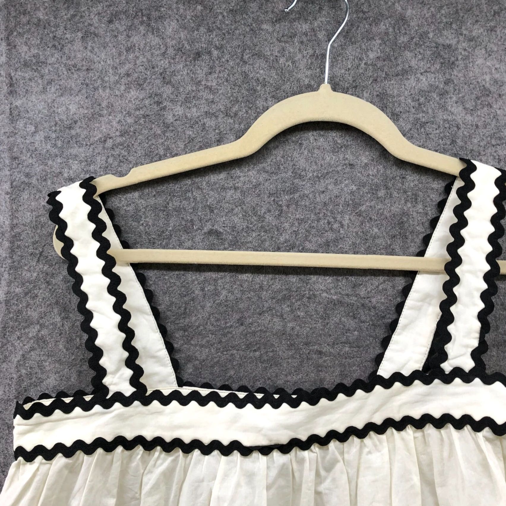 Vintage Petal & Pup Cami Top Womens S Ivory Scallop Otis Crop Top Size S / US 4 / IT 40 - 3 Thumbnail