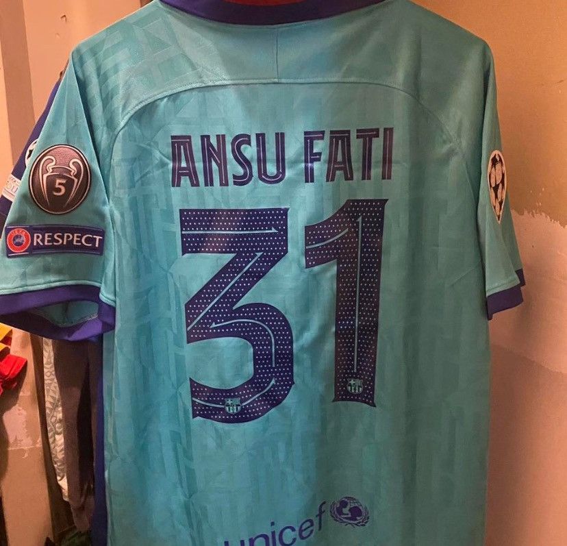 Other Fc Barcelona 19/20 3th jersey Size US L / EU 52-54 / 3 - 5 Thumbnail