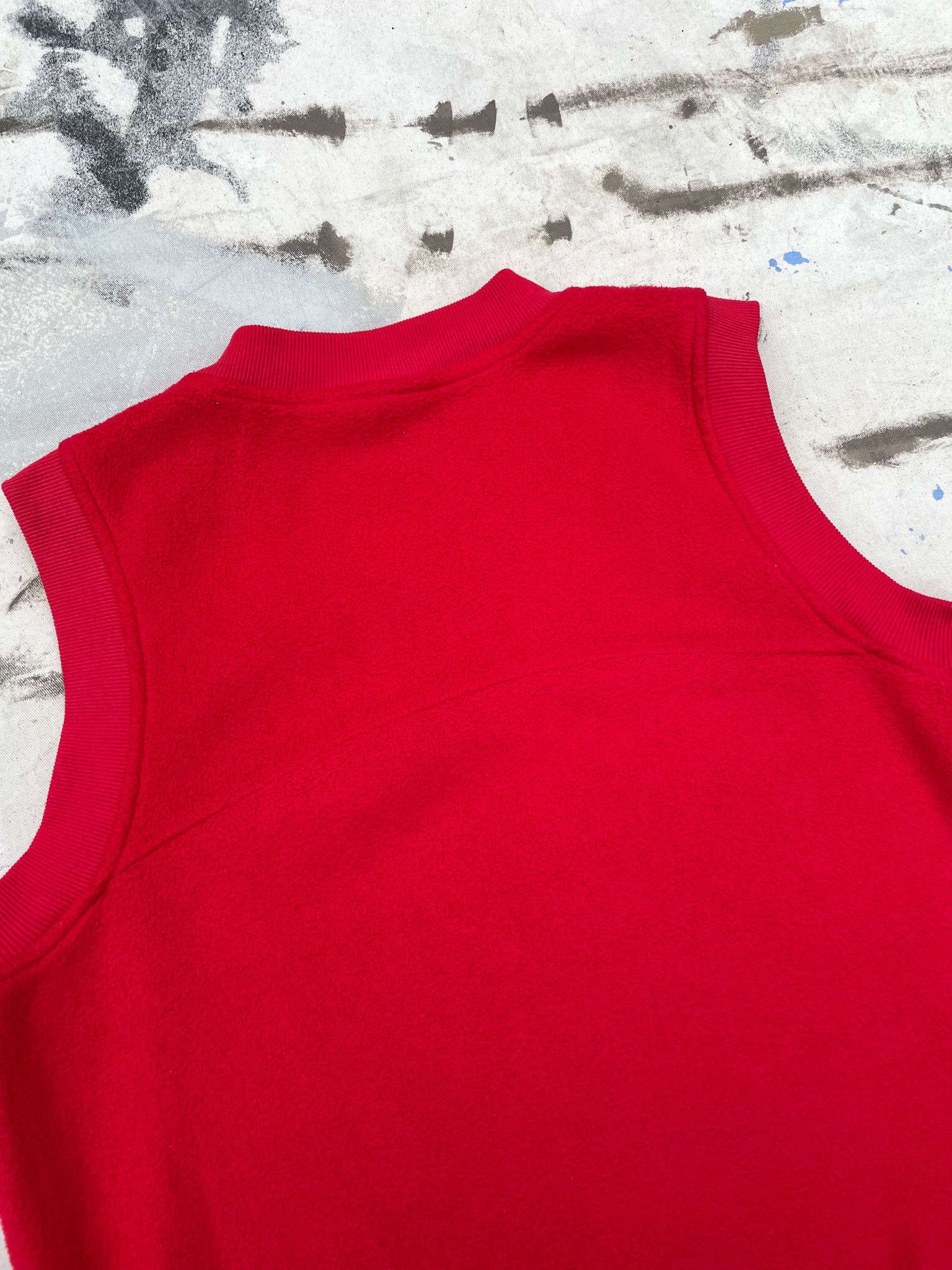Nike × Vintage Vintage Nike Fit Sweater Vest- 1980s Size US L / EU 52-54 / 3 - 7 Thumbnail