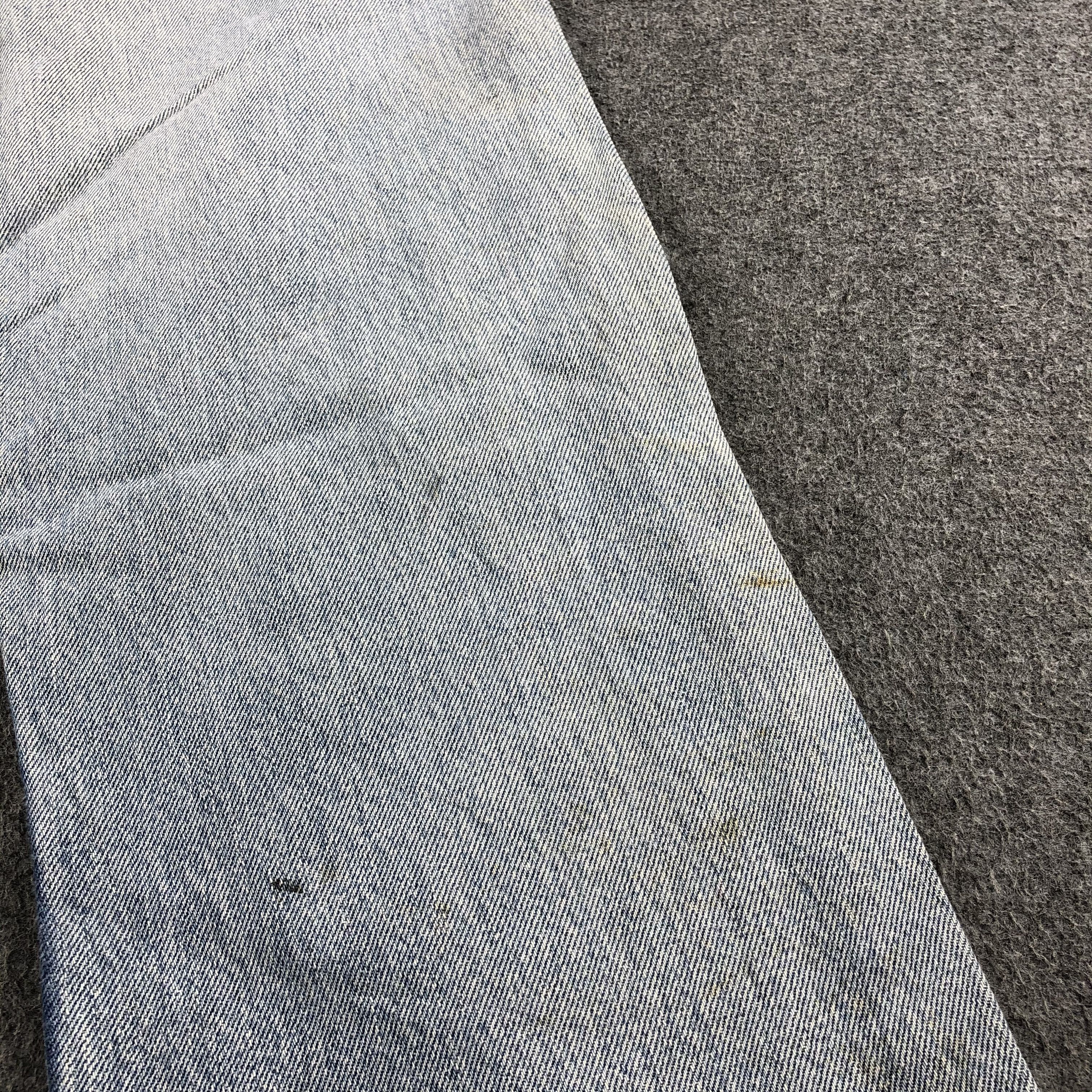 Levi's Vintage 90s Light Wash Levis 505 Jeans-J2009 Size US 32 / EU 48 - 8 Thumbnail
