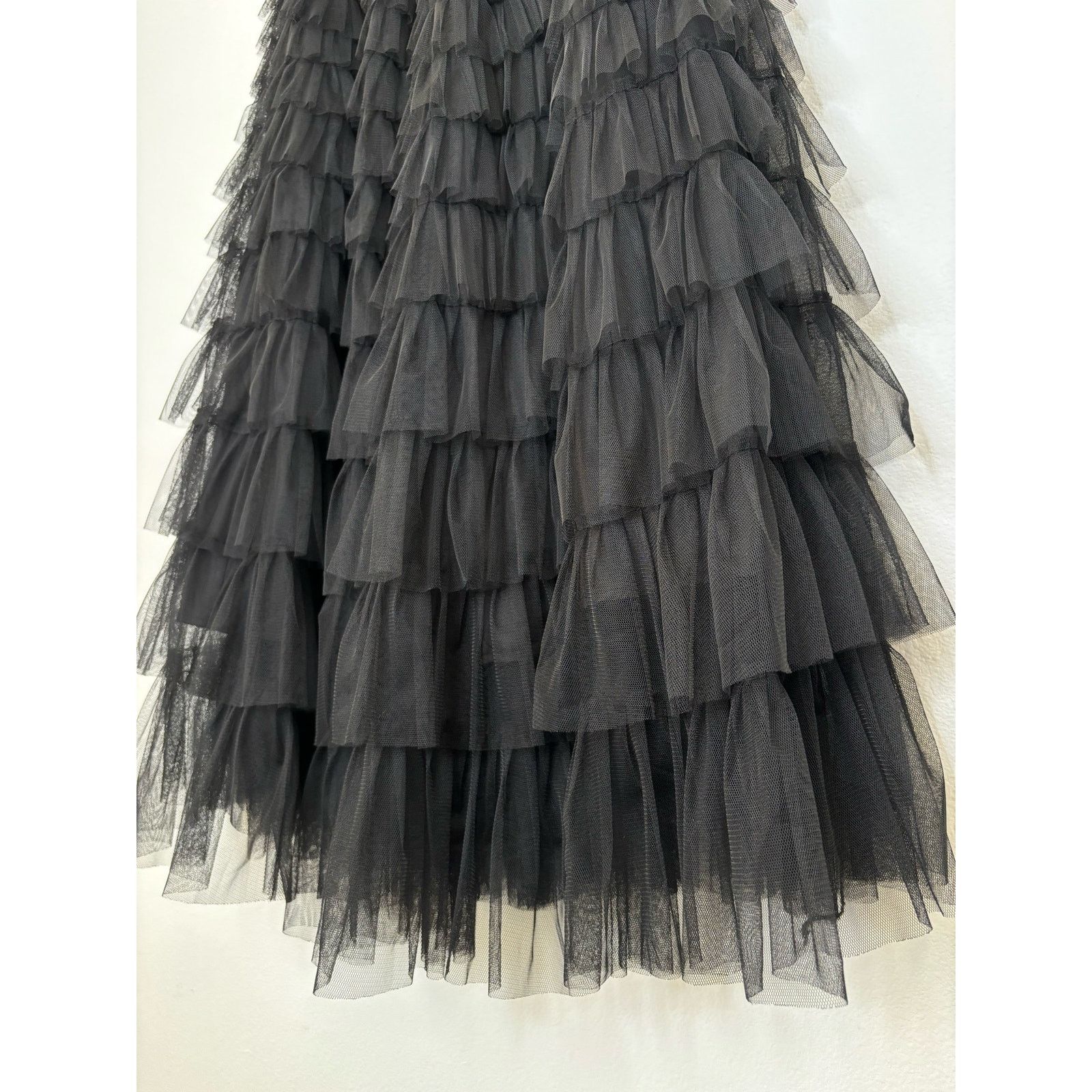 & Other Stories Tulle black mesh ruffle skirt Size 28" / US 6 / IT 42 - 4 Thumbnail