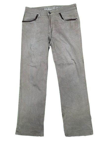 Edwin × Vintage VINTAGE EDWIN BEIGE COLOURWAY AND RARE DESING Size US 34 / EU 50 - 1 Thumbnail
