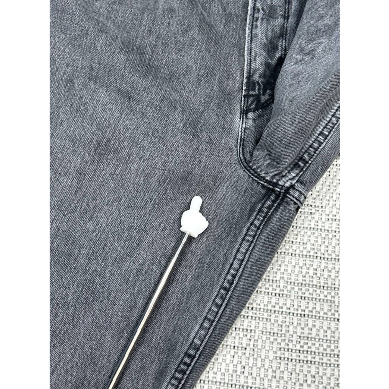 Good American Good American Jeans Womens 15 Gray Denim High Rise Straight Jeans 15 Gray Womens High Rise Straight Good American Jeans Store Size 36" / US 14 / IT 50 - 4 Thumbnail