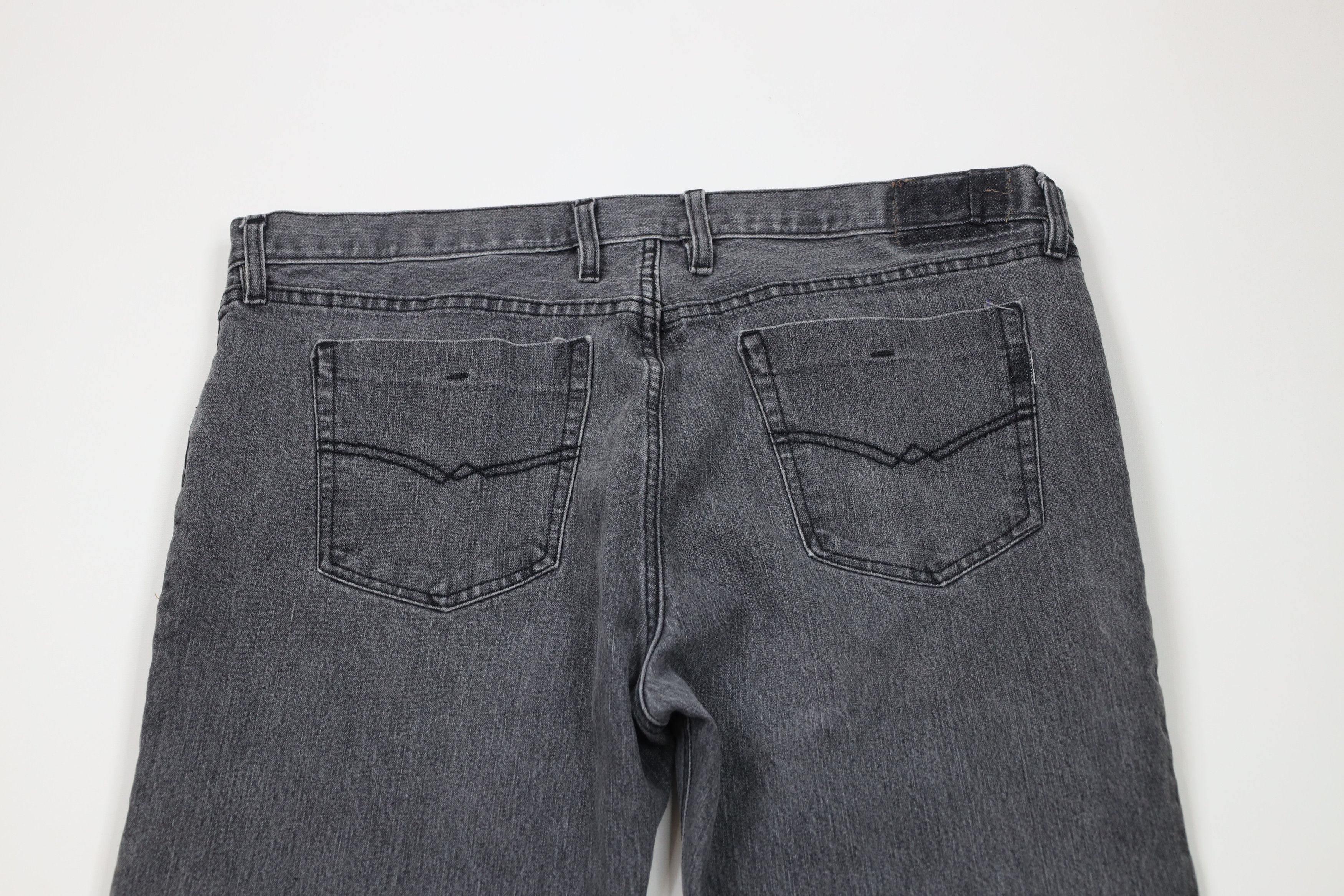 Vintage Vintage 90s Y2K Streetwear Button Fly Baggy Wide Leg Jeans Size US 38 / EU 54 - 12 Thumbnail