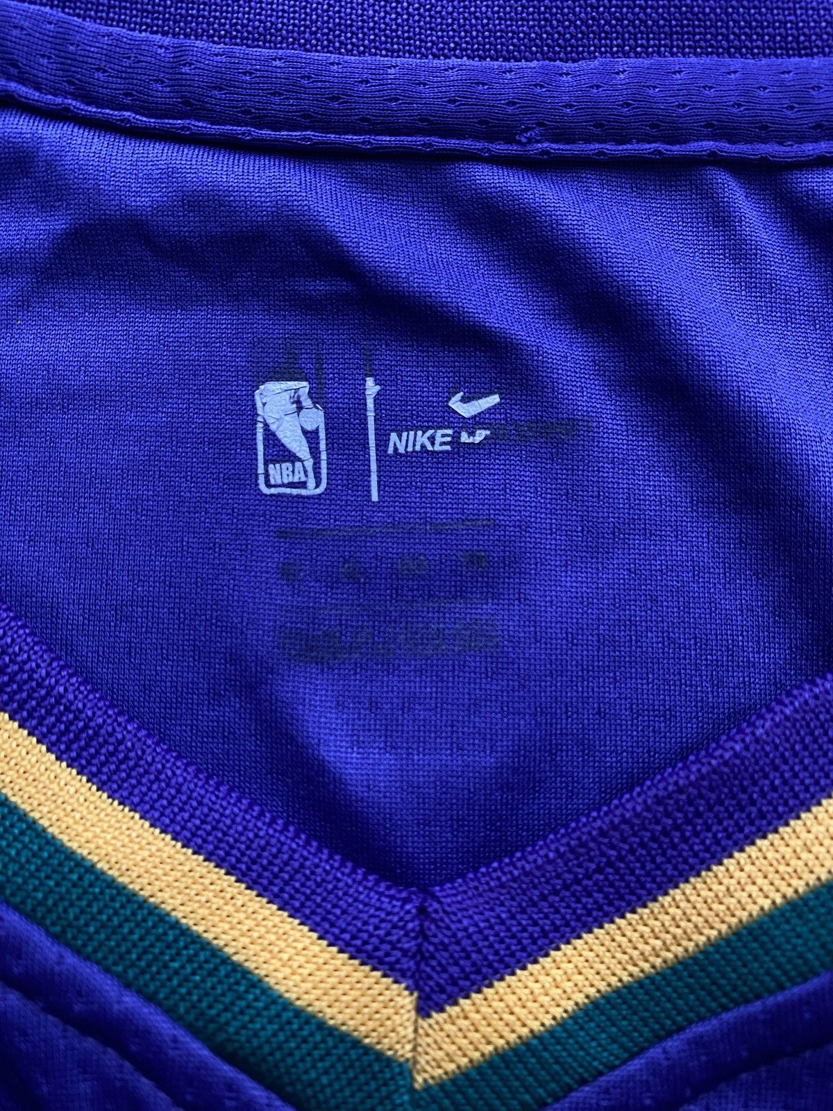 Nike Nike Pelicans Jrue Holiday 11 Mardi Gras Prple Jersey NBA52 Size US XL / EU 56 / 4 - 5 Thumbnail