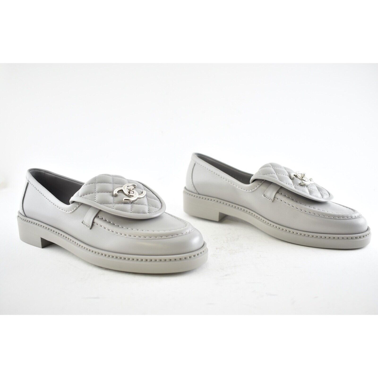 Chanel Chanel Turnlock CC Logo Silver Mule Slip Flat Loafer 39.5 Size US 9.5 / IT 39.5 - 5 Thumbnail