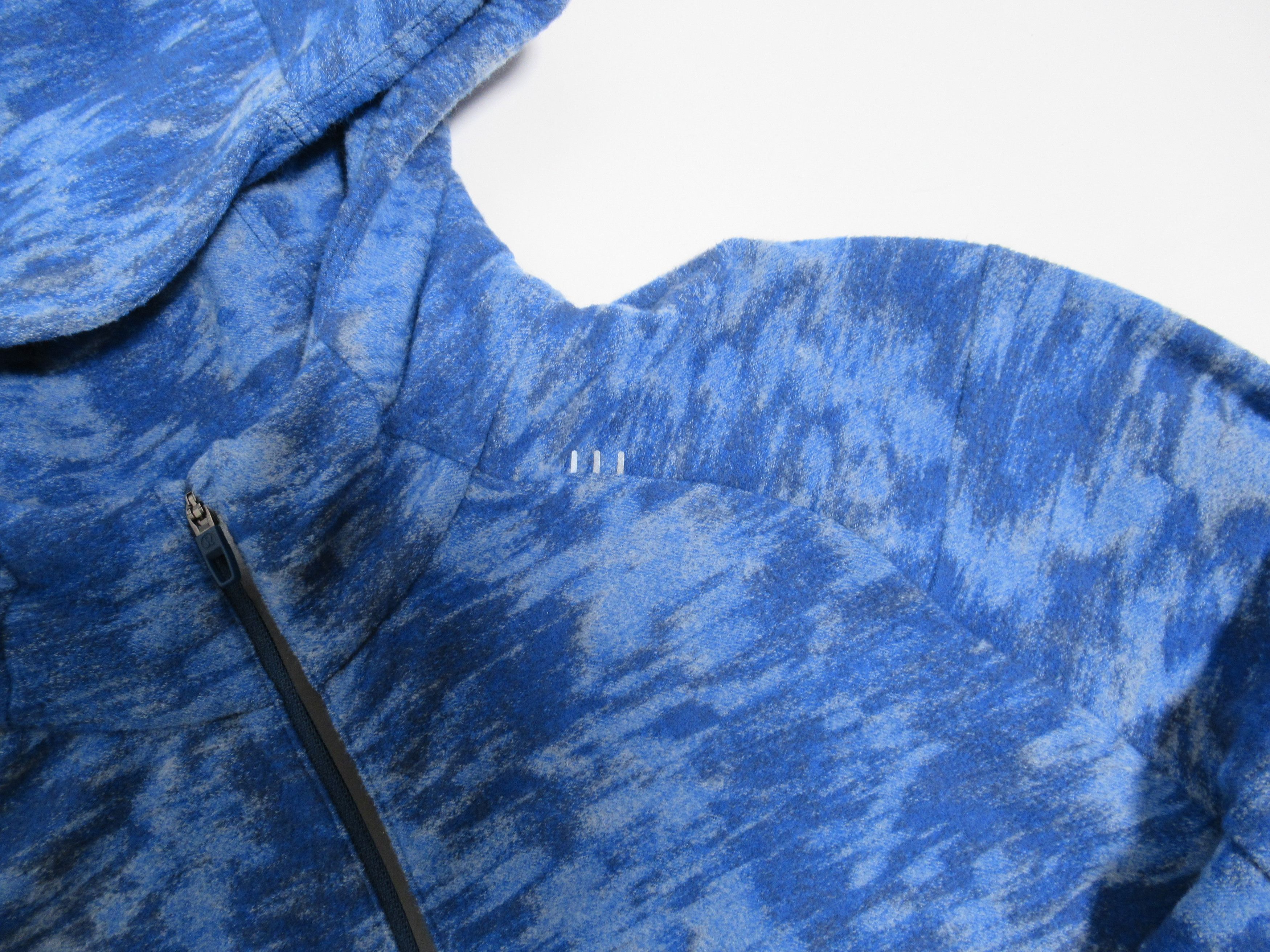 Lululemon Lululemon Surge Warm Full Zip Data Rush Mini Jacquard Size US M / EU 48-50 / 2 - 6 Thumbnail
