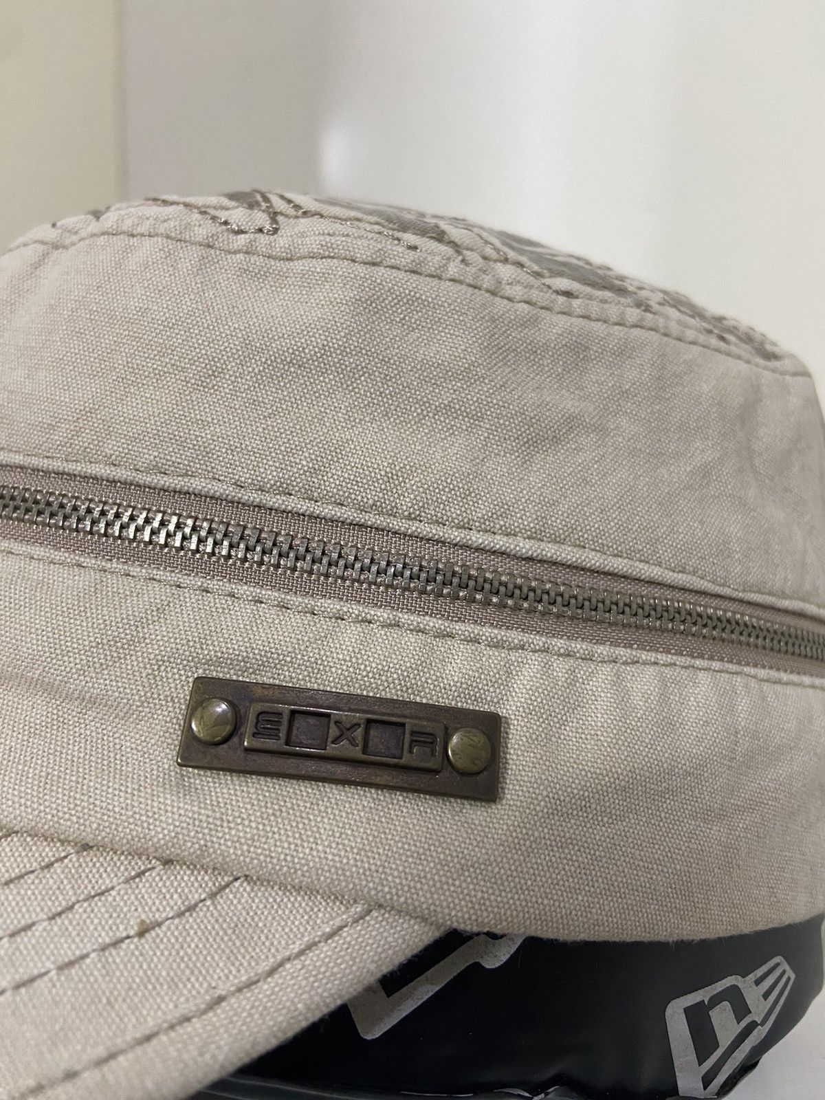 If Six Was Nine Vintage EXR patrol hat print dragon Size ONE SIZE - 4 Thumbnail