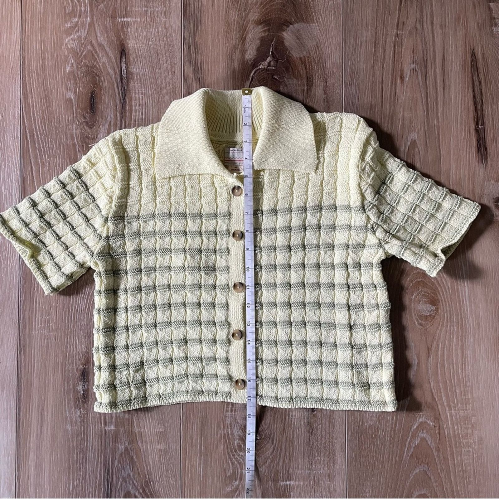 Urban Outfitters Urban Outfitters Kimchi Blue Oliver Button-Down Sweater S Size S / US 4 / IT 40 - 11 Thumbnail