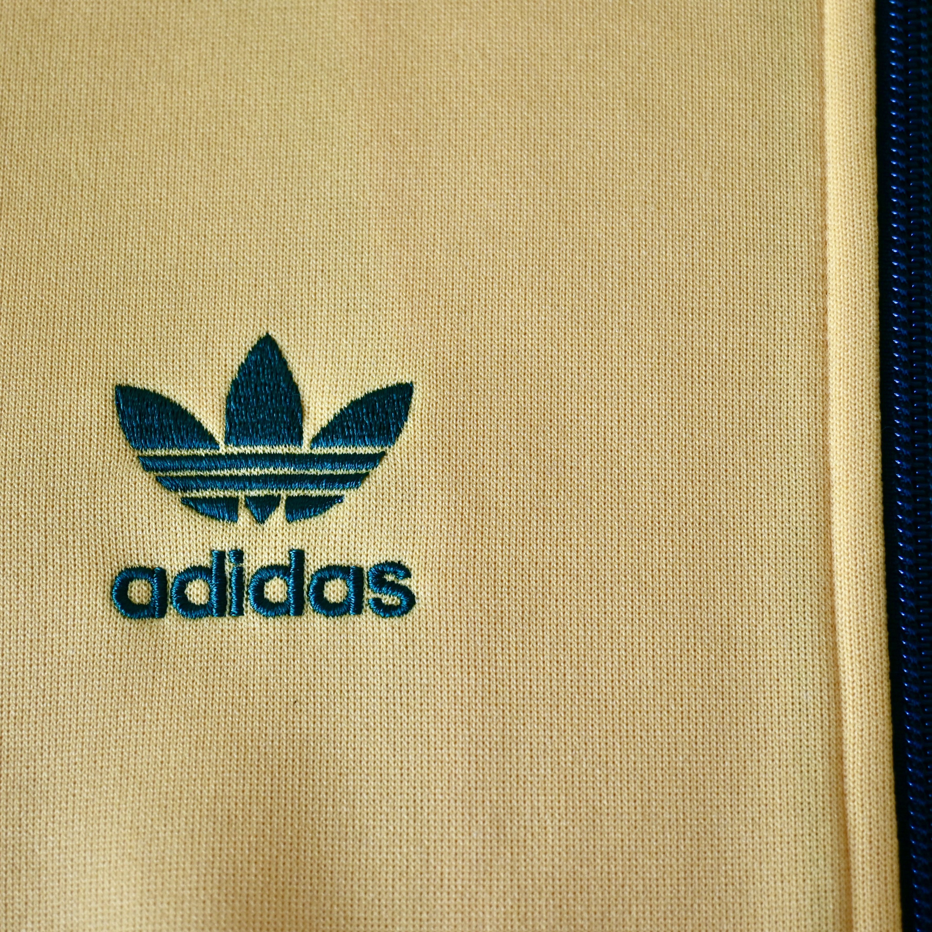 Adidas VTG 2006 Adidas FIFA official Brazil track jacket, small Size US S / EU 44-46 / 1 - 11 Thumbnail