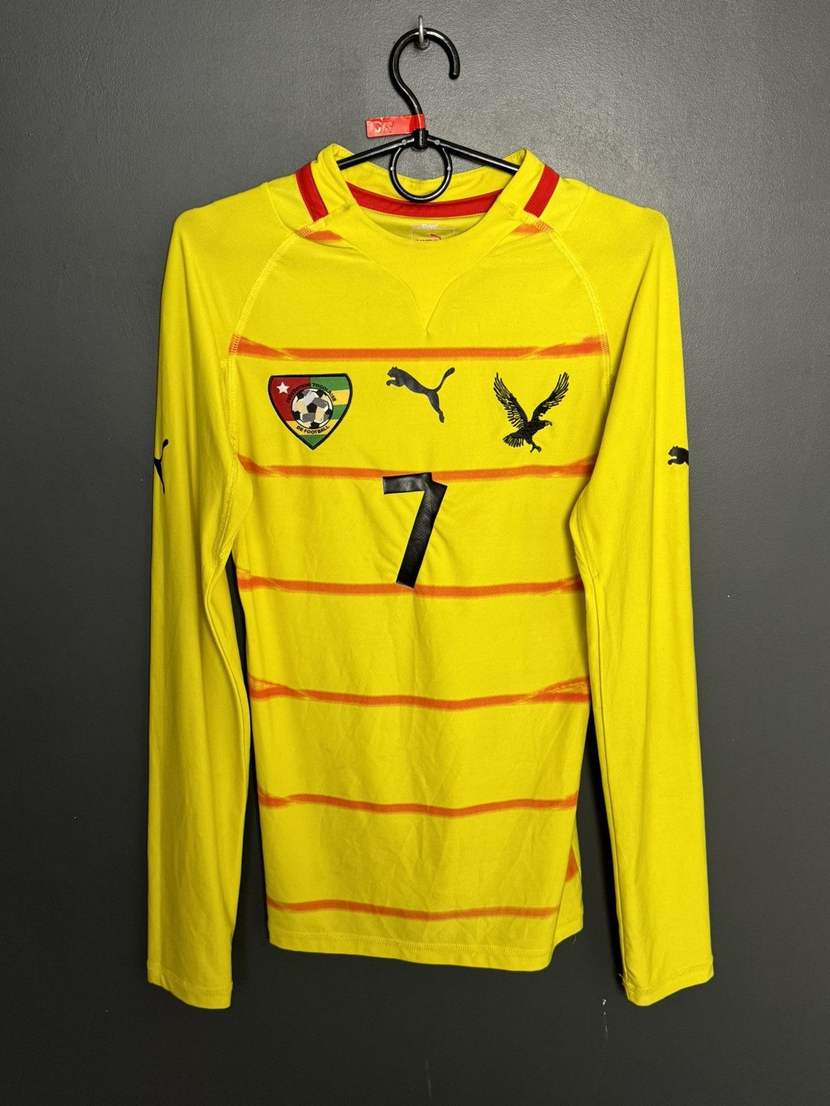 Puma Togo National Team 12/13 Home Player Issue Football Jersey Size US M / EU 48-50 / 2 - 1 Thumbnail