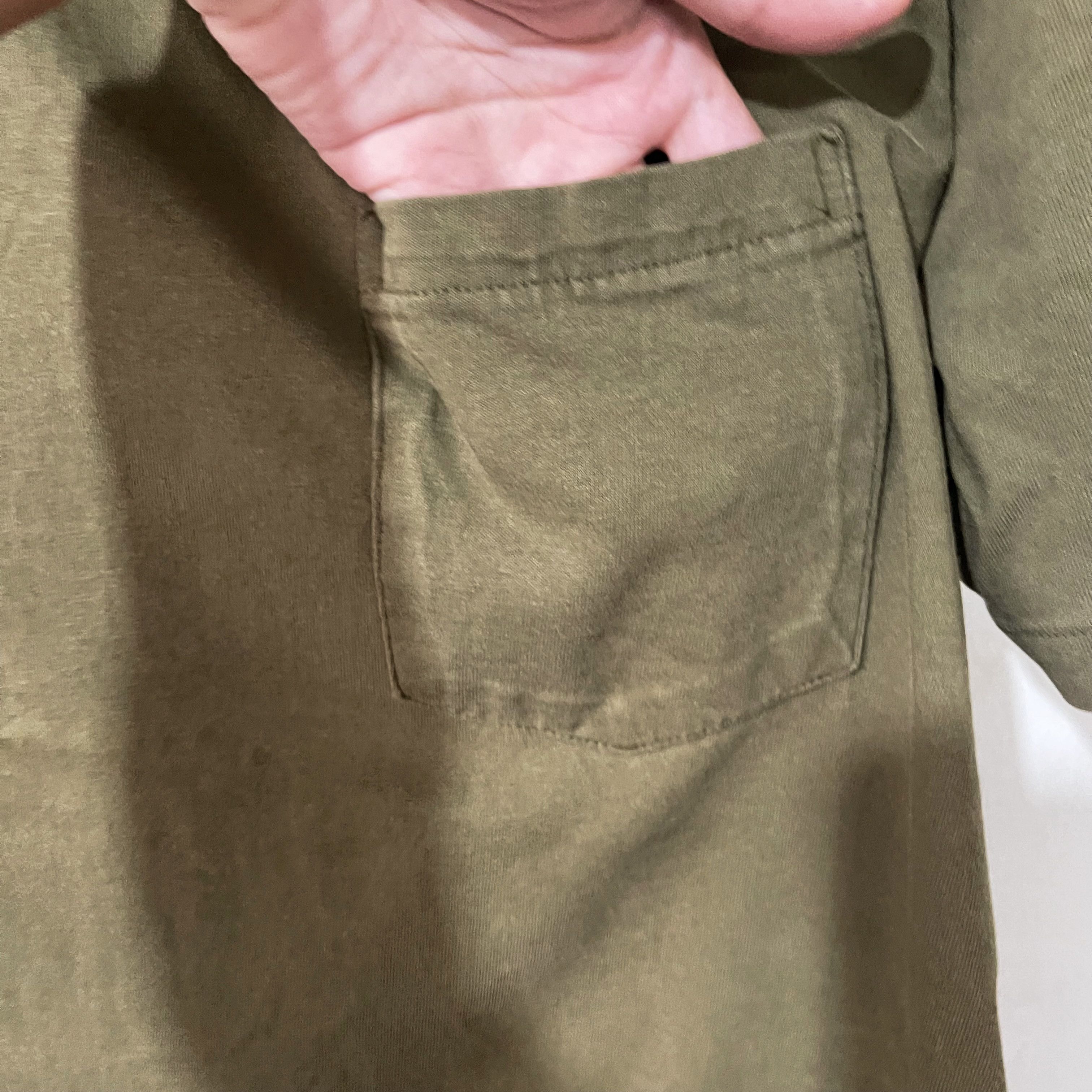 Gap Vintage 90s Gap Olive Pocket T-Shirt Size US S / EU 44-46 / 1 - 2 Thumbnail