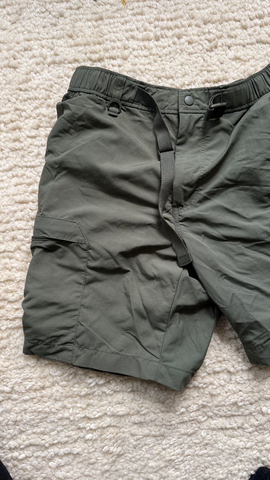Uniqlo Uniqlo Cargo Shorts Size US 32 / EU 48 - 2 Thumbnail