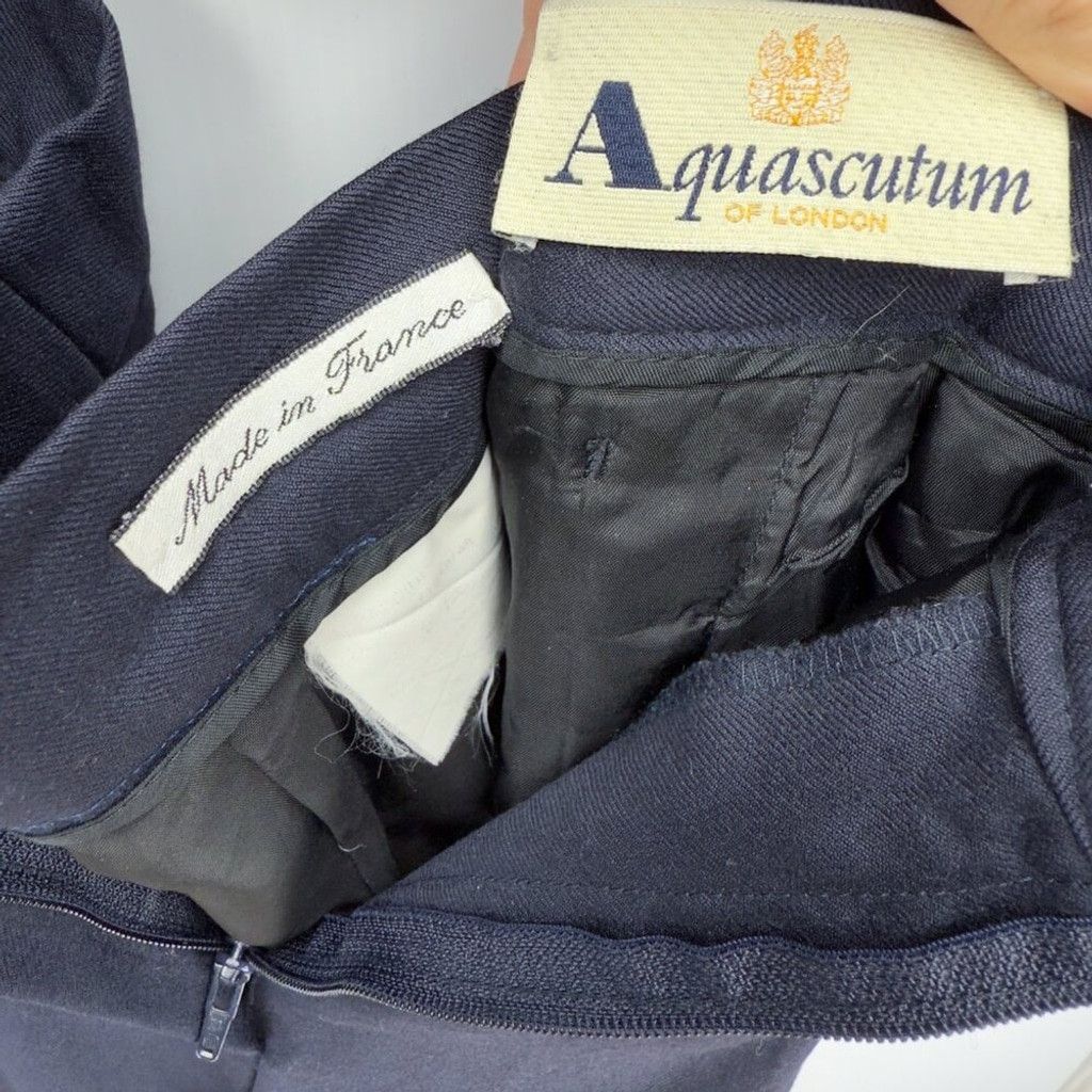 Aquascutum AQUASCUTUM Academia Navy Blue Preppy Trouser Pleated Pant 10 Size 32" / US 10 / IT 46 - 2 Thumbnail