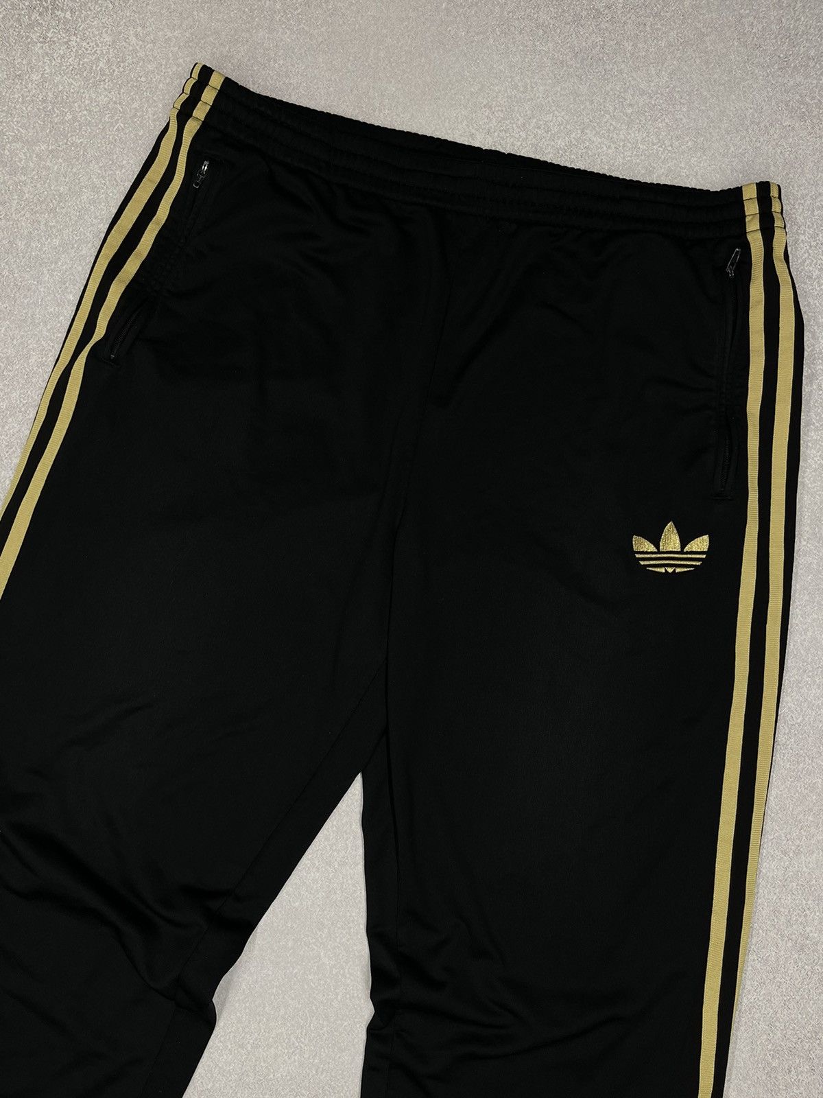 Adidas Vintage Adidas Sweatpants Black Three Striped Hip Hop Break Size US 34 / EU 50 - 3 Thumbnail