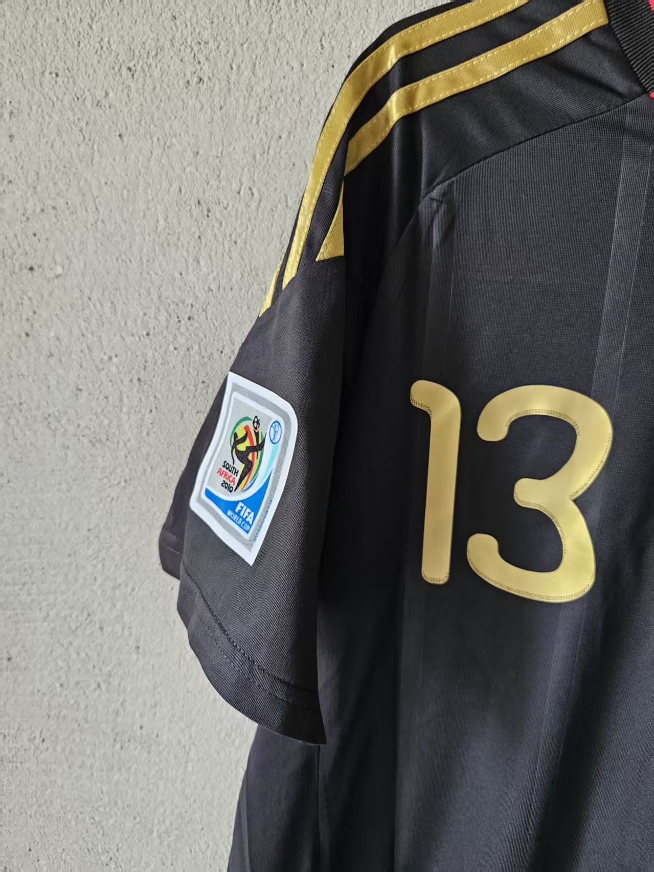 Other Thomas Müller Jersey 2010 Germany Size US S / EU 44-46 / 1 - 4 Thumbnail