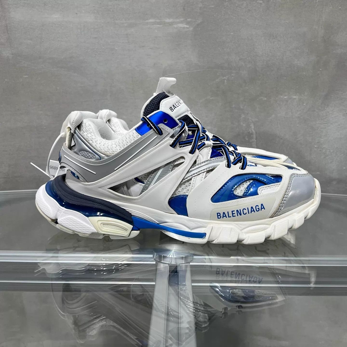 Balenciaga Balenciaga BLCG Track White & Blue 39 Size US 6 / EU 39 - 4 Thumbnail