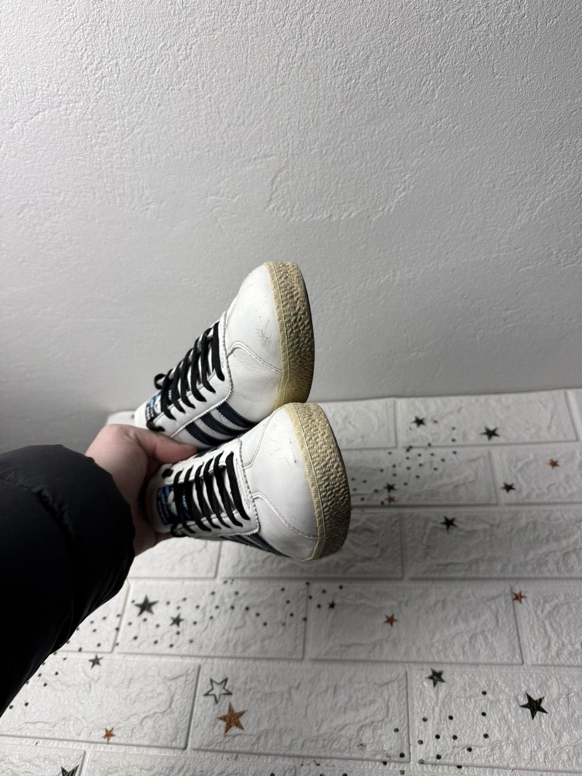 Adidas adidas Gazelle 1996 US9 UK8.5 EUR42 Sneakers Casual 020603 Size US 9 / EU 42 - 4 Thumbnail