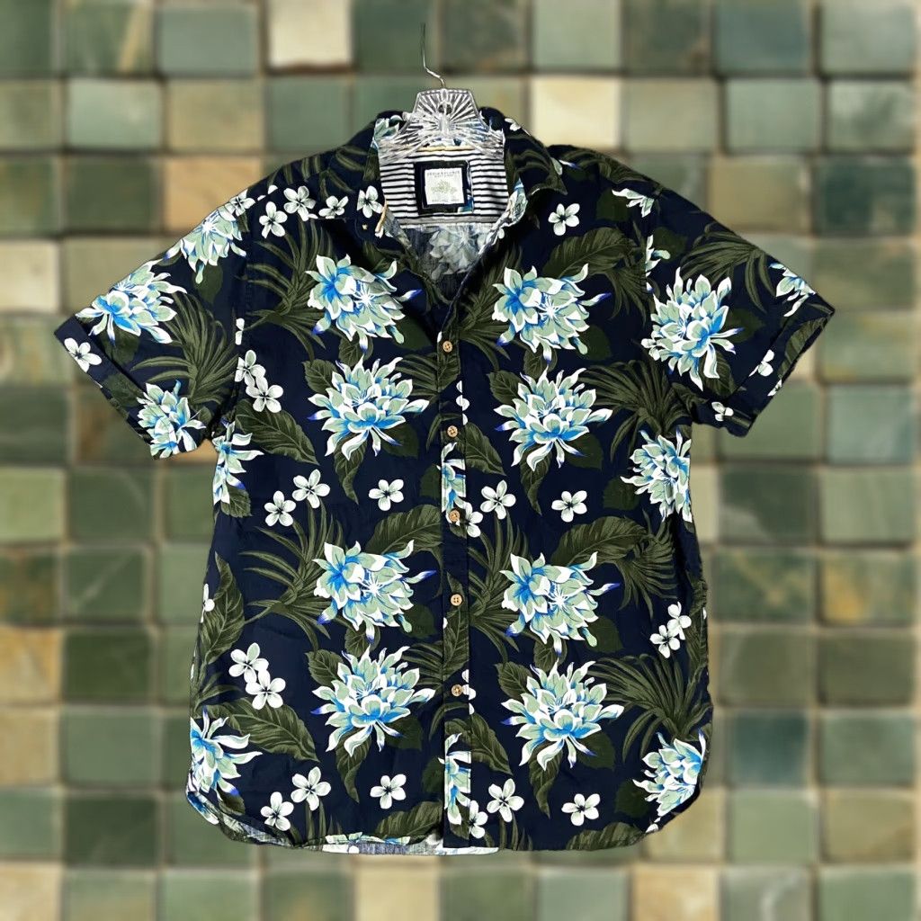 Denime VINTAGE Flower & Denim Hawaii Button-Up Shirt Adult Men L Blue Flower Denim Short Sleeve Mens L Size US 33 - 1 Thumbnail