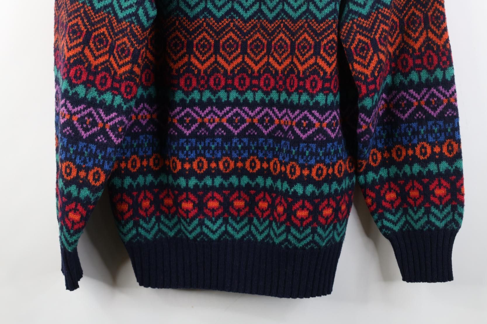 Vintage Vintage 90s Streetwear Wool Blend Rainbow Fair Isle Sweater Size M / US 6-8 / IT 42-44 - 9 Thumbnail