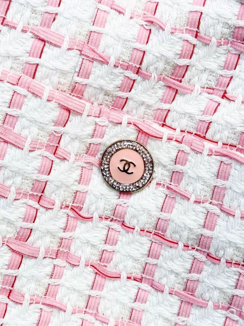 Chanel Chanel 22S pink and white color-blocked fine flash buckle Size XS / US 0-2 / IT 36-38 - 4 Thumbnail