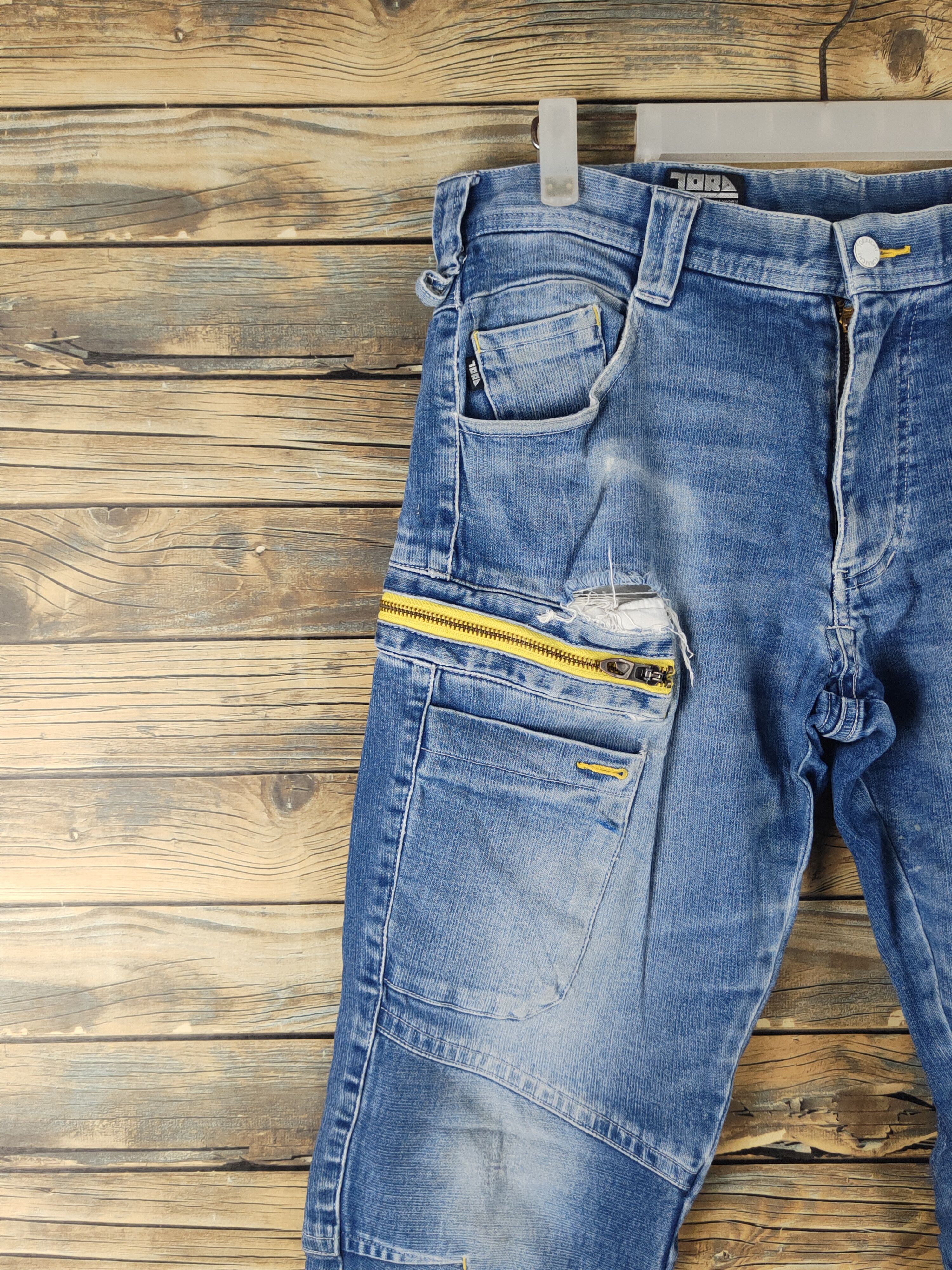 Japanese Brand DL Toraichi Blue Distressed Ripped Jeans #2124 Size US 33 - 4 Thumbnail