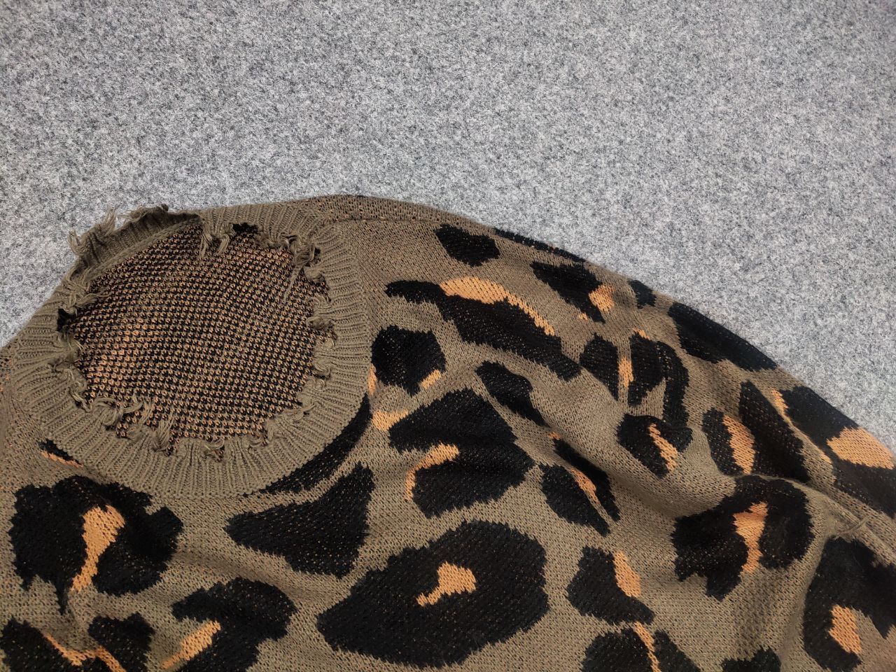 Hysteric Glamour Vtg Japan Leopard Hysteric Glamour Style Distressed Sweater Size US M / EU 48-50 / 2 - 7 Thumbnail