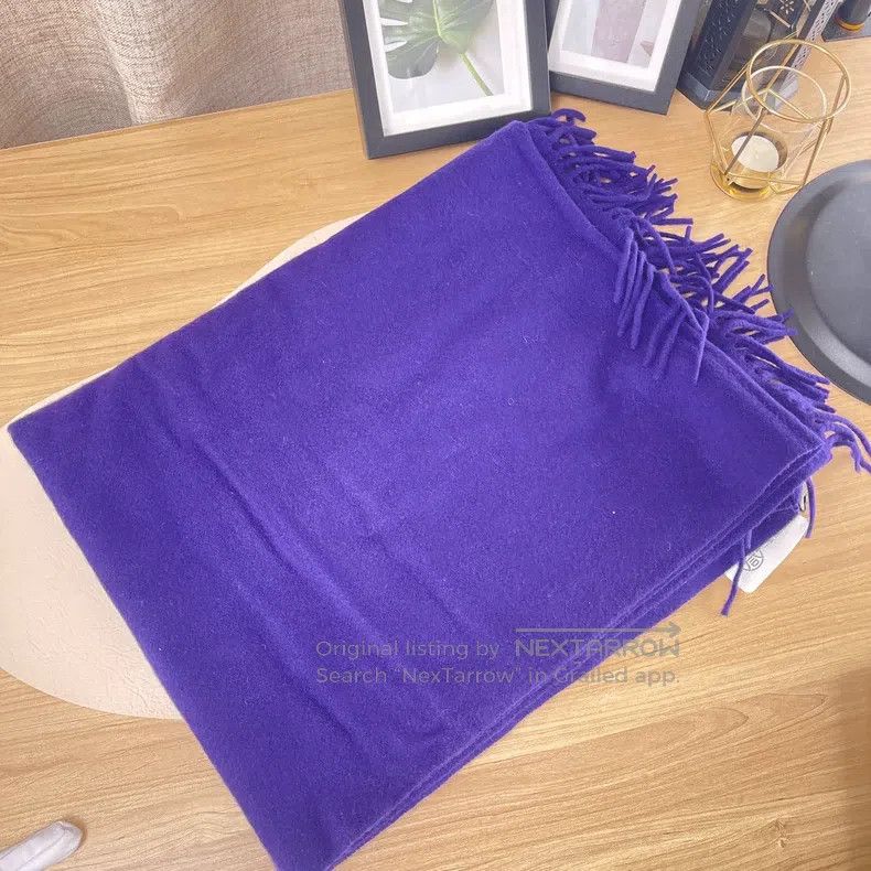 Acne Studios Acne Studios Purple Cashmere Fringed Scarf/Wrap Size ONE SIZE - 3 Thumbnail