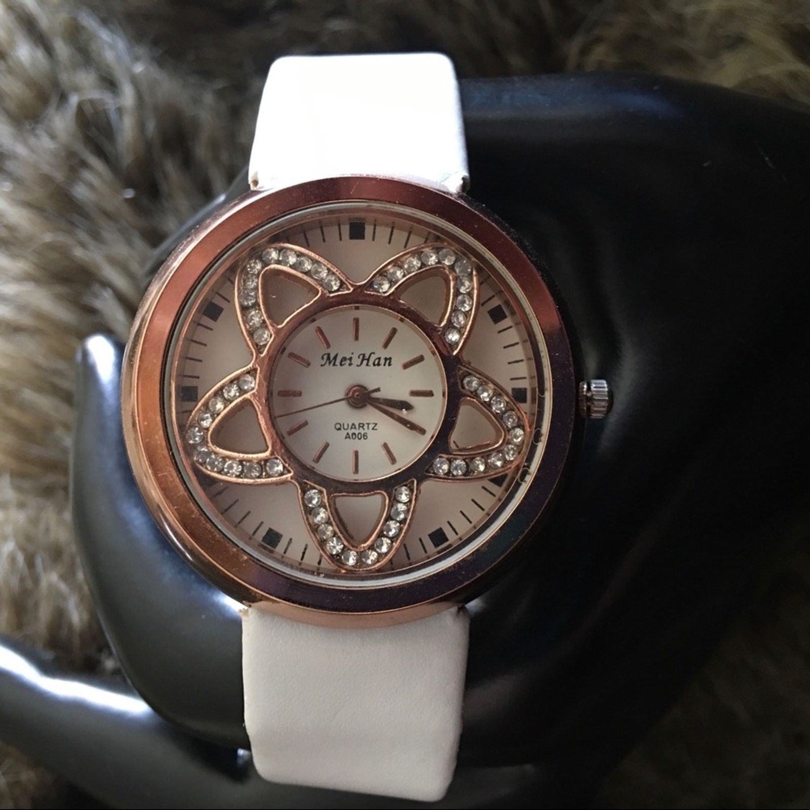 Ladies Mei Han Rhinestone Leather Band Watch in Gold, Women's