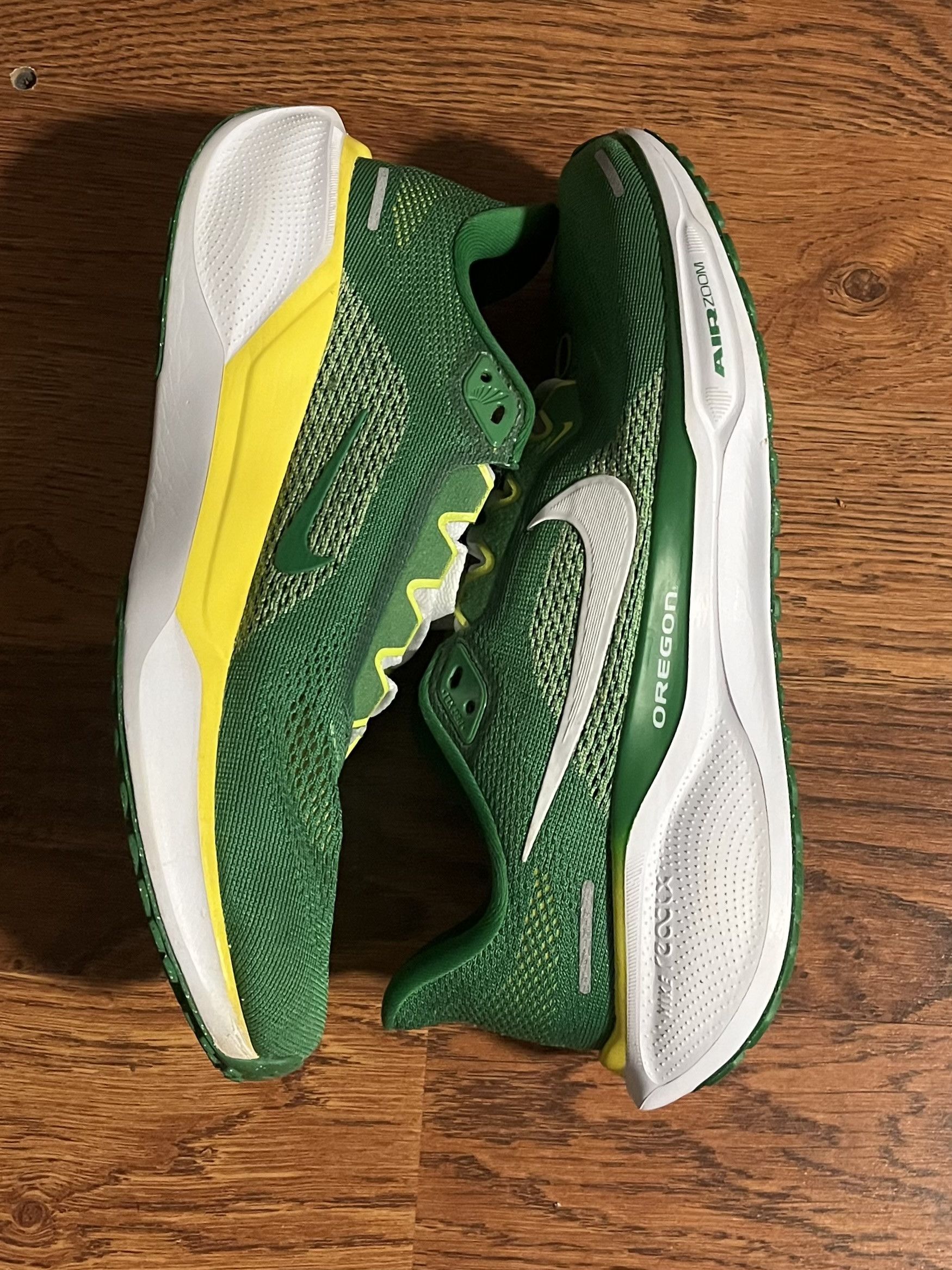 Nike Nike Air Zoom Pegasus 41 Oregon Ducks Running Shoes Size US 6.5 / EU 39-40 - 5 Thumbnail