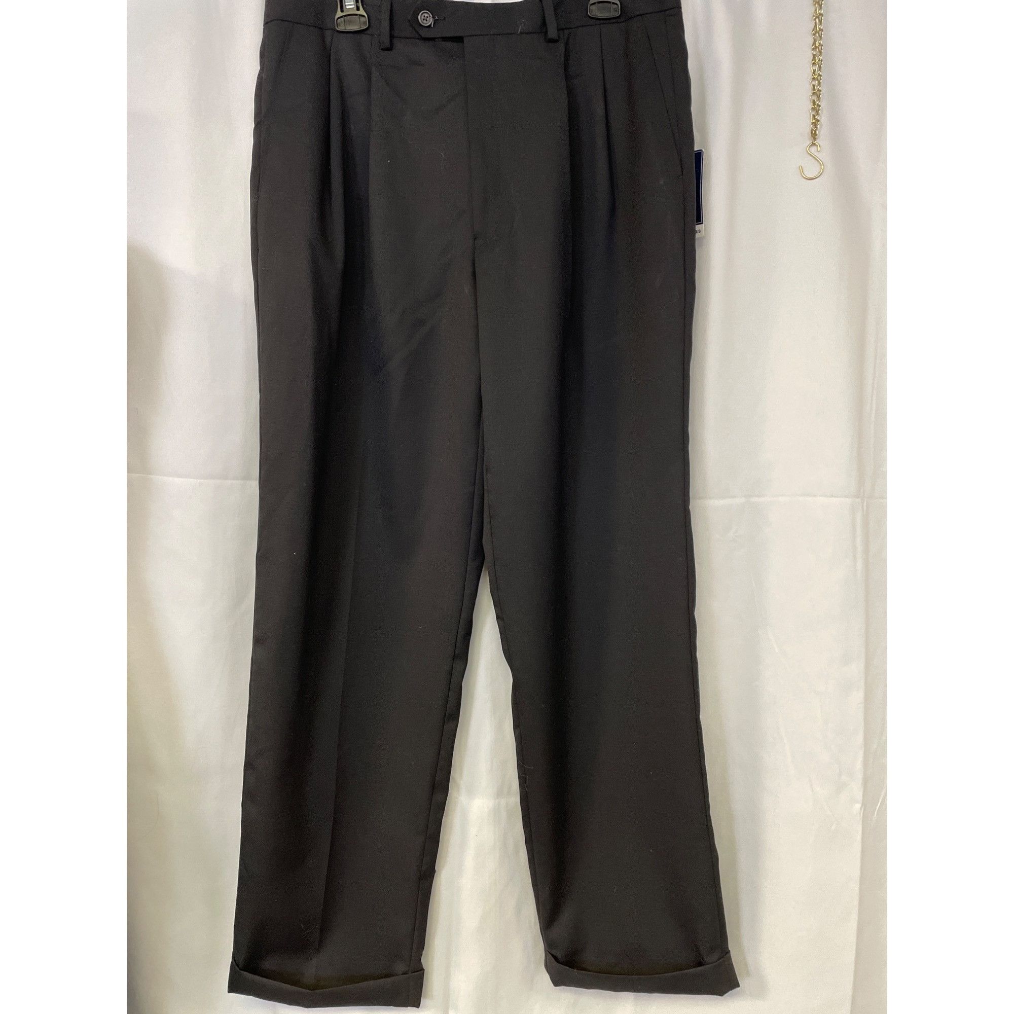Chaps Chaps Men's Black Pleated Dress Pants Size 34 x 32 SKU 5992 Size US 34 / EU 50 - 1 Thumbnail