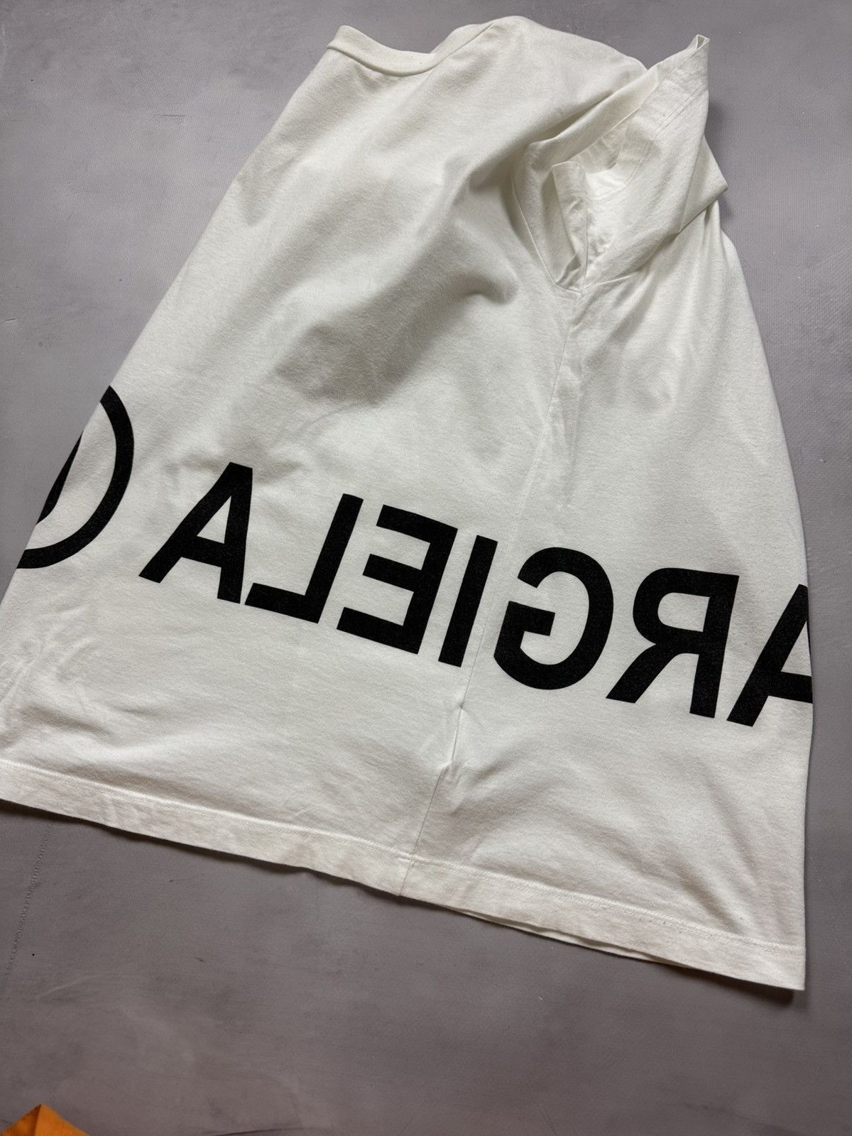 MM6 × Maison Margiela MM6 Maison Margiela Side Logo Tee(Black/M) Size US M / EU 48-50 / 2 - 4 Thumbnail