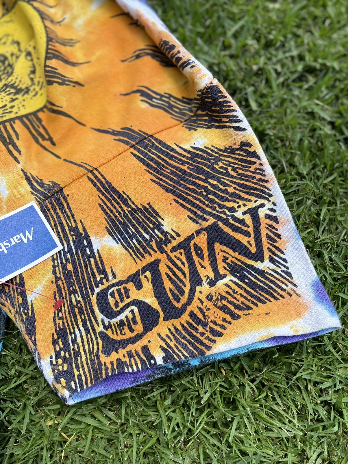 Liquid Blue 1992 Liquid Blue Sun&Moon AOP Size US L / EU 52-54 / 3 - 4 Thumbnail