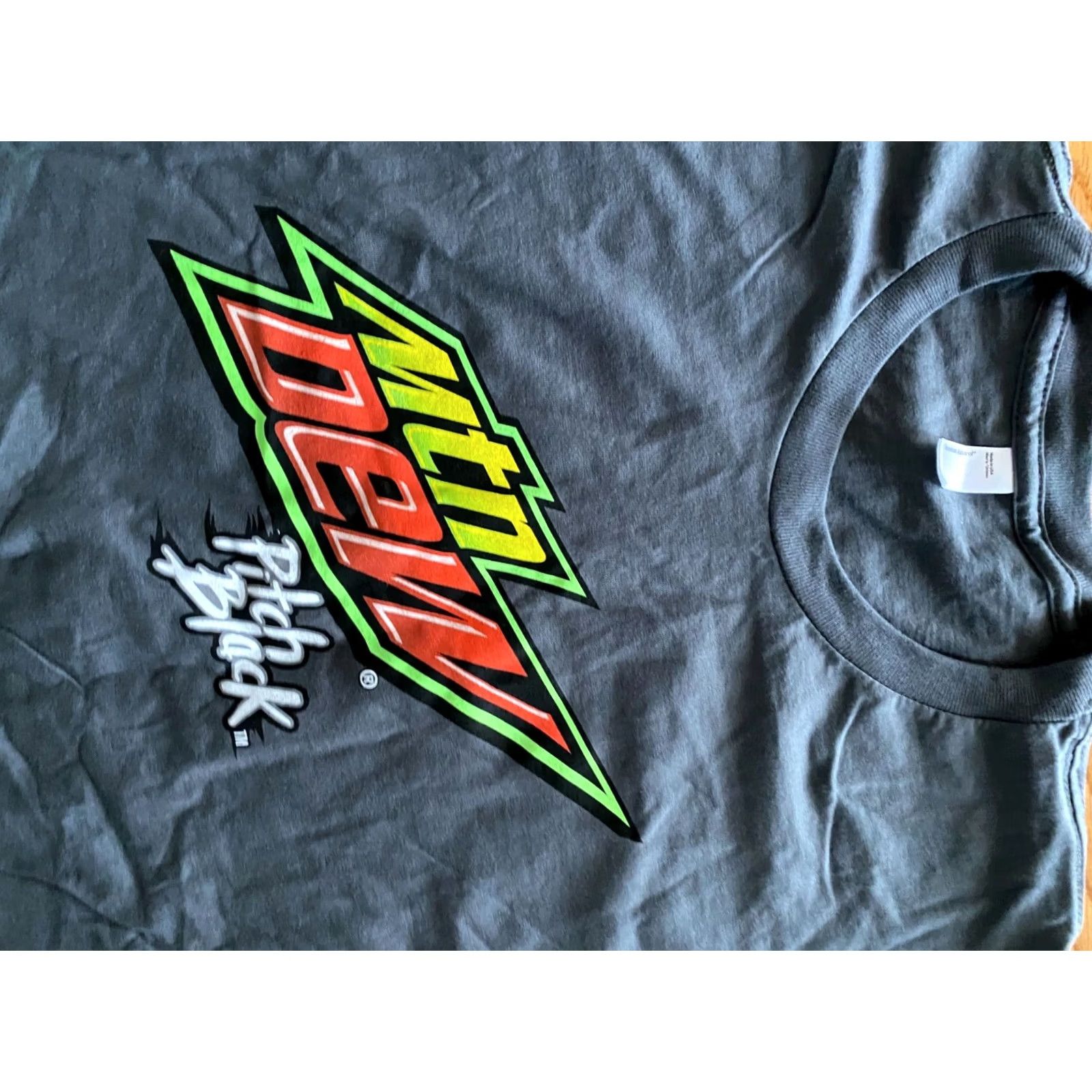 Vintage VINTAGE Mountain Dew Pitch Black Long Sleeve T Shirt Logo Soda Pop Snack Drink Sz L Mens Shirt Black 90s Size US L / EU 52-54 / 3 - 3 Thumbnail
